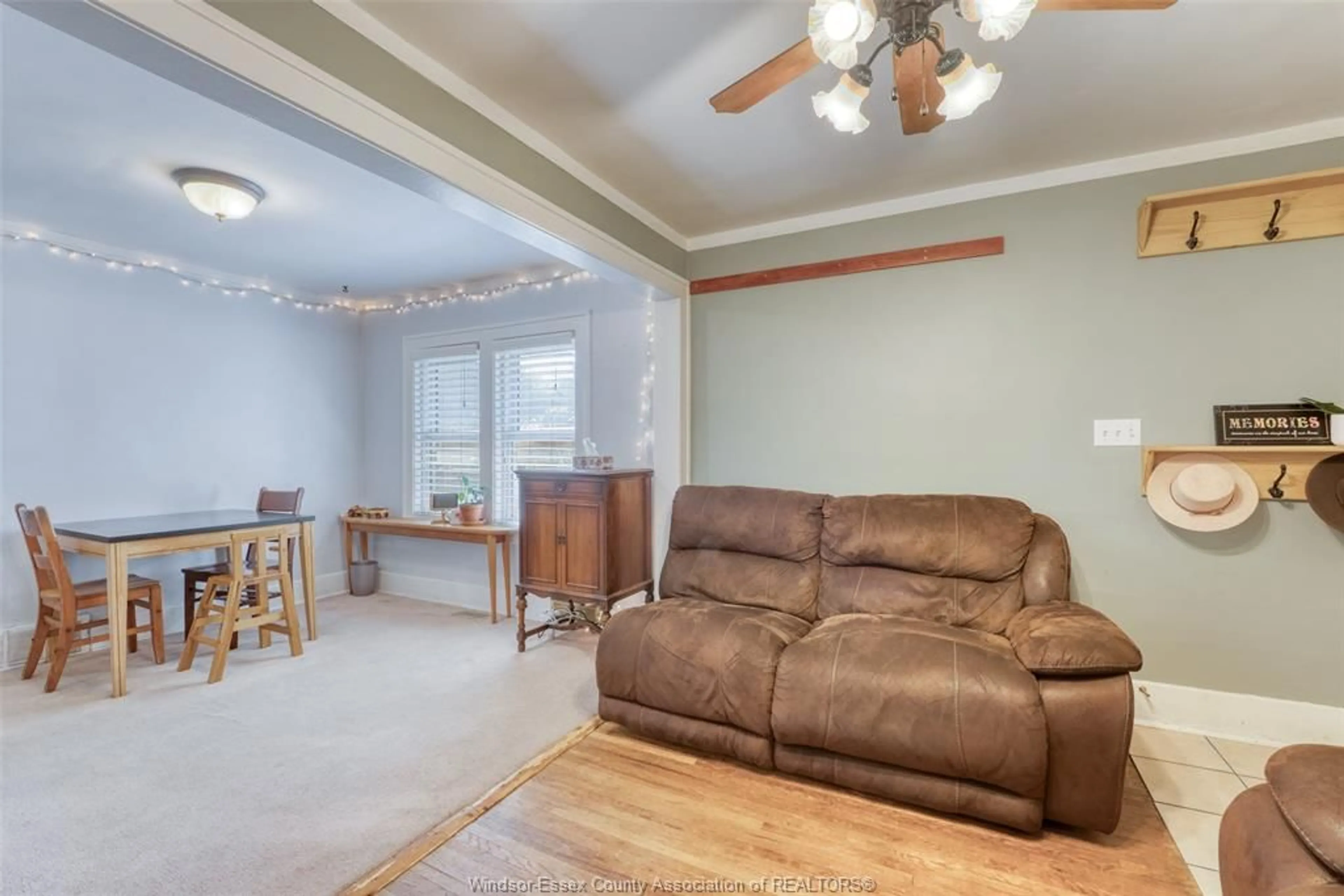 Living room with furniture, unknown for 1720 GLADSTONE Ave, Windsor Ontario N8W 2N3