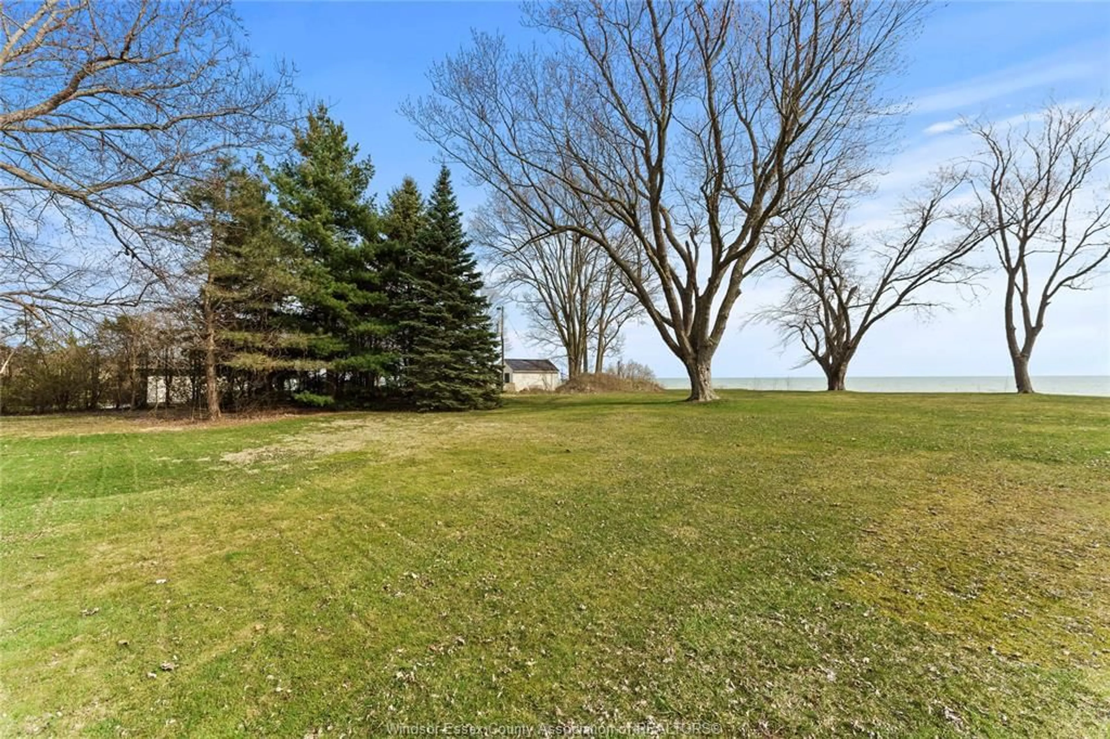 A pic from outside/outdoor area/front of a property/back of a property/a pic from drone, water/lake/river/ocean view for V/L HERITAGE Rd, Kingsville Ontario N9Y 2E6