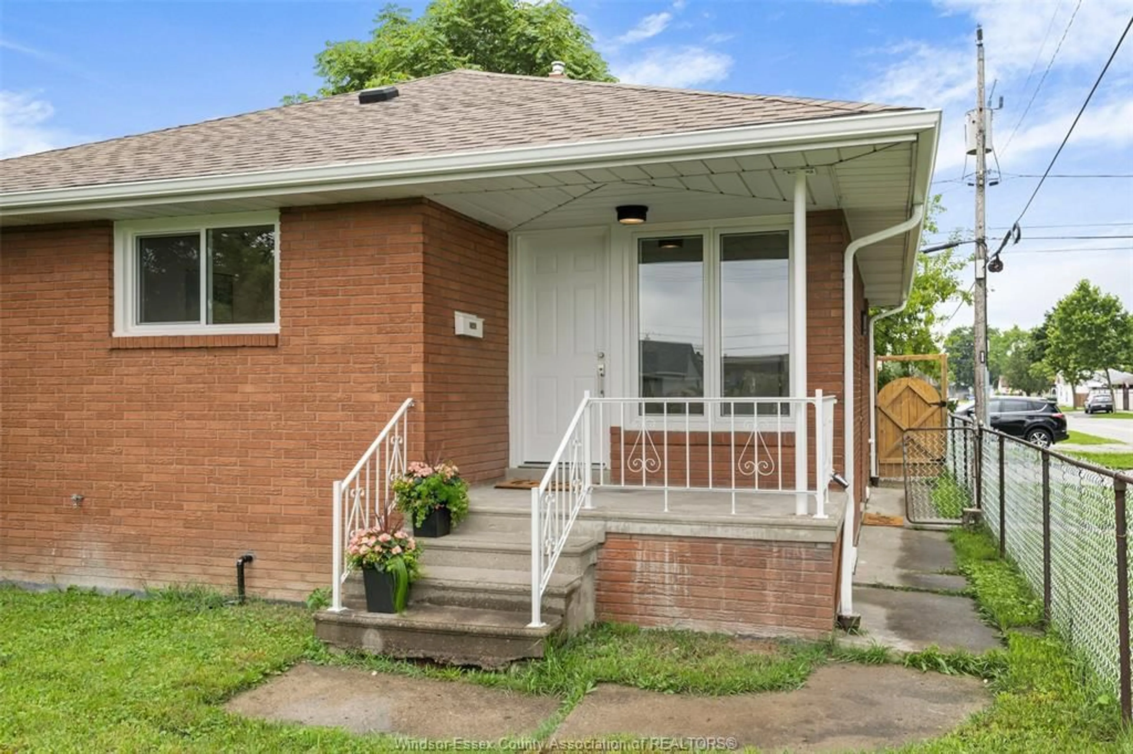 Home with brick exterior material, street for 2503 MELDRUM, Windsor Ontario N8W 4E9