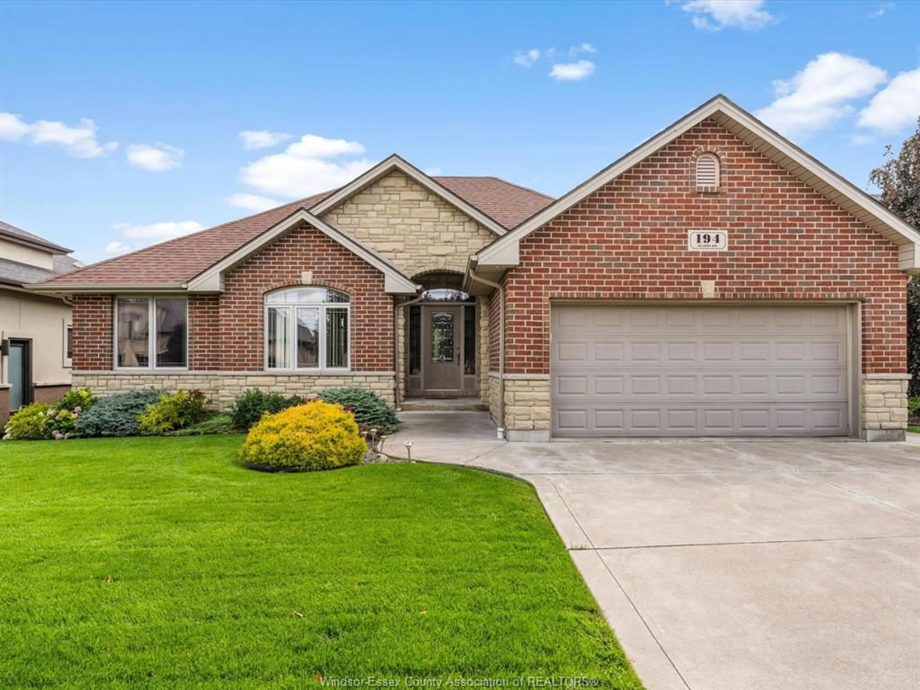 Home with brick exterior material, street for 194 ELLISON AVE, Leamington Ontario N8H 0A2