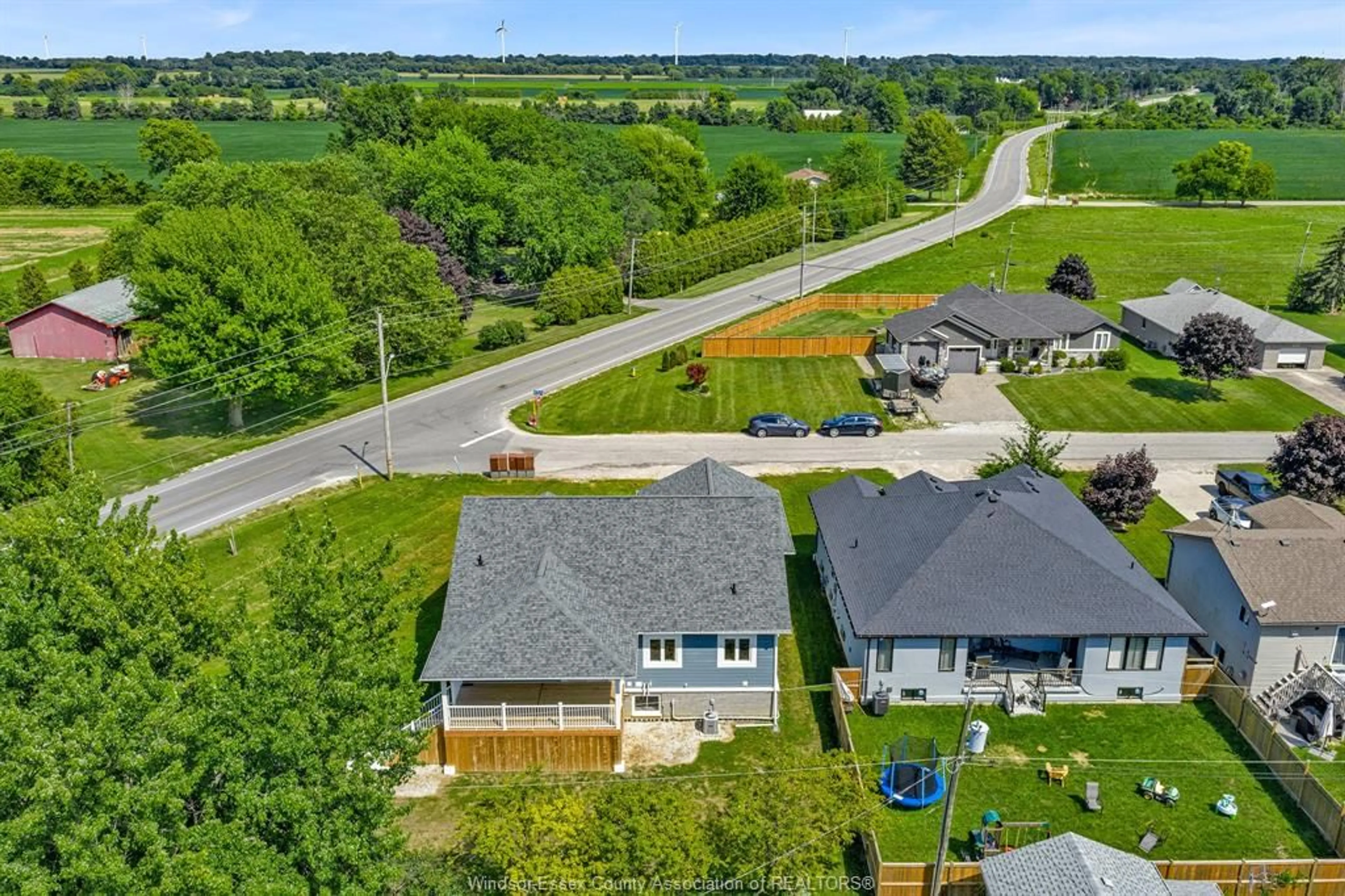 A pic from outside/outdoor area/front of a property/back of a property/a pic from drone, water/lake/river/ocean view for 157 GLOUCHESTER Dr, Essex Ontario N0R 1G0