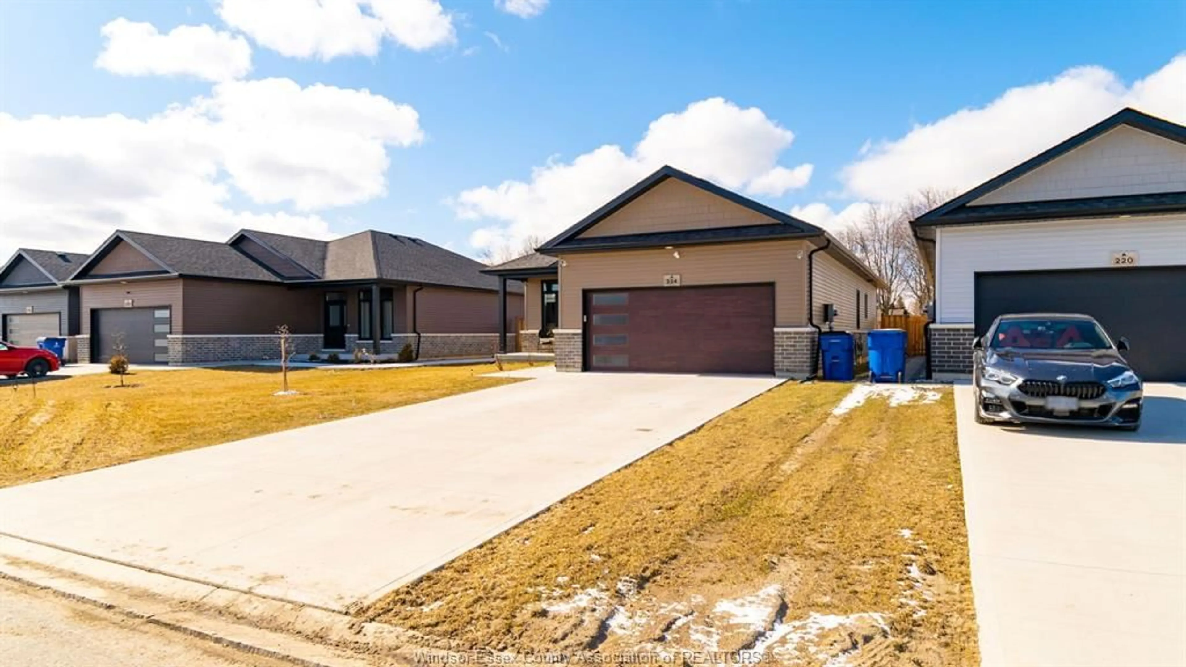 Home with brick exterior material, street for 224 MOONSTONE Cres, Chatham Ontario N7M 0S1