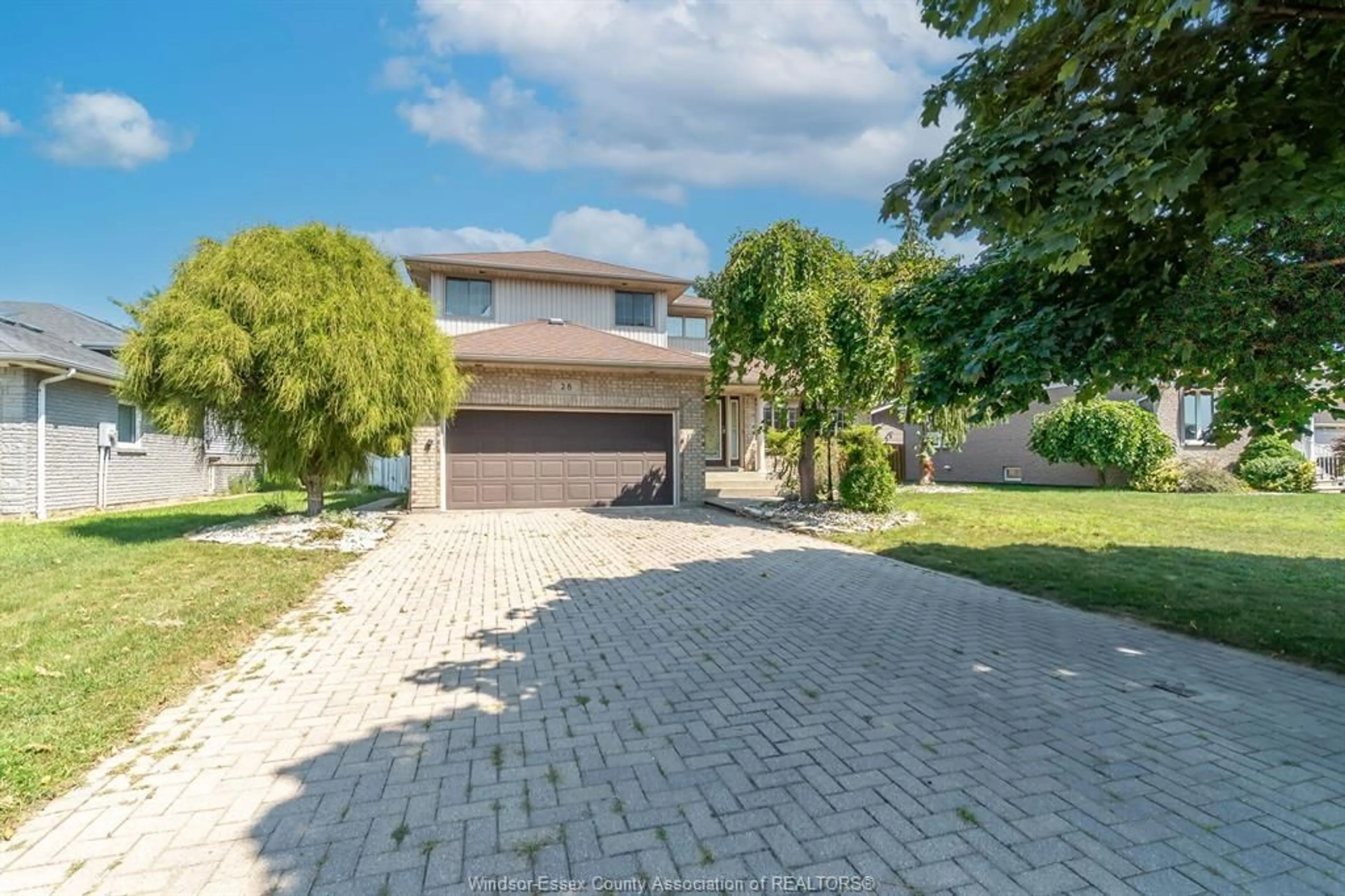 A pic from outside/outdoor area/front of a property/back of a property/a pic from drone, street for 28 CARTER Ave, Leamington Ontario N8H 5E1