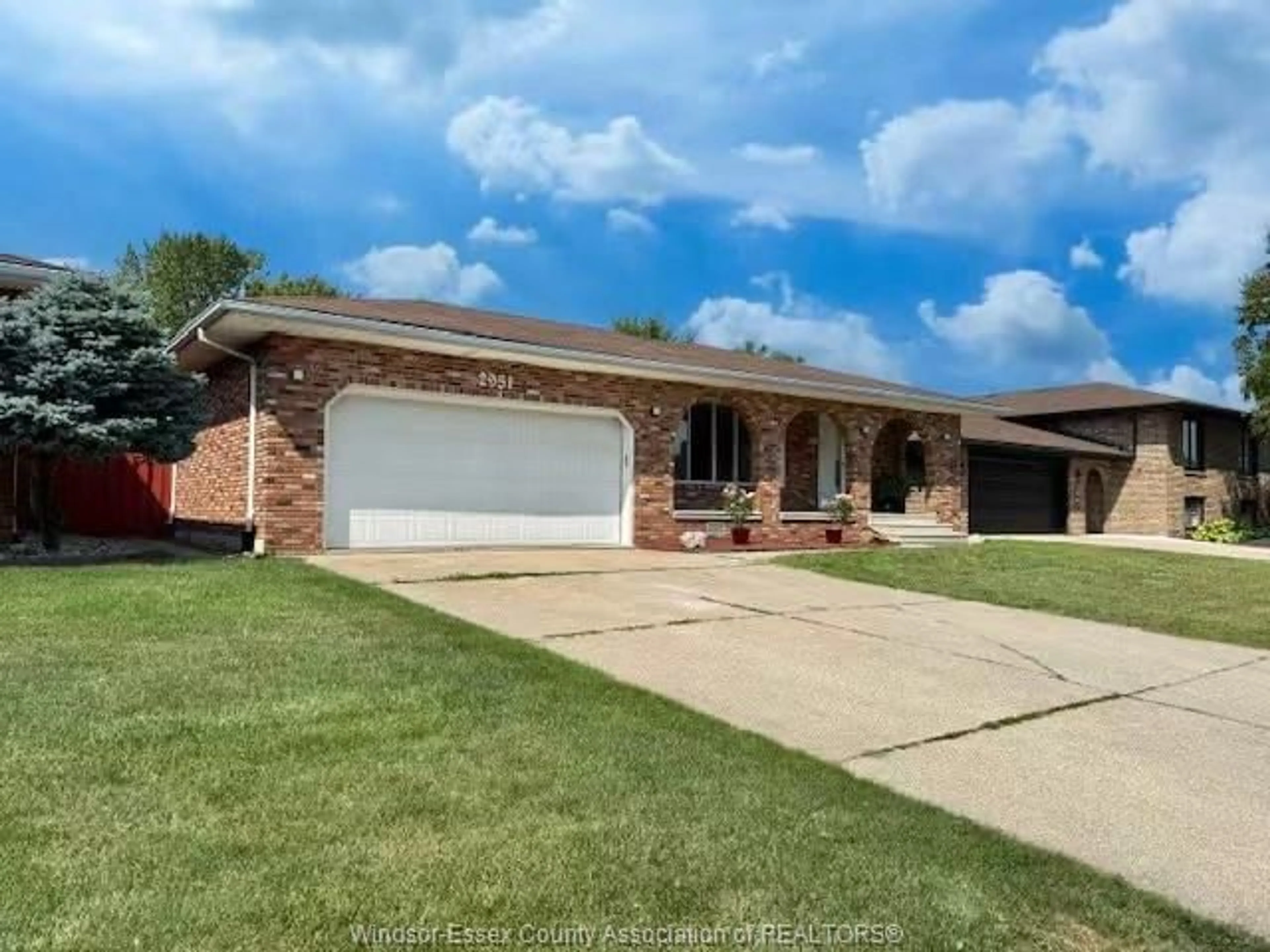 Home with brick exterior material, water/lake/river/ocean view for 2951 ST. CLAIR Ave, Windsor Ontario N9E 4A1