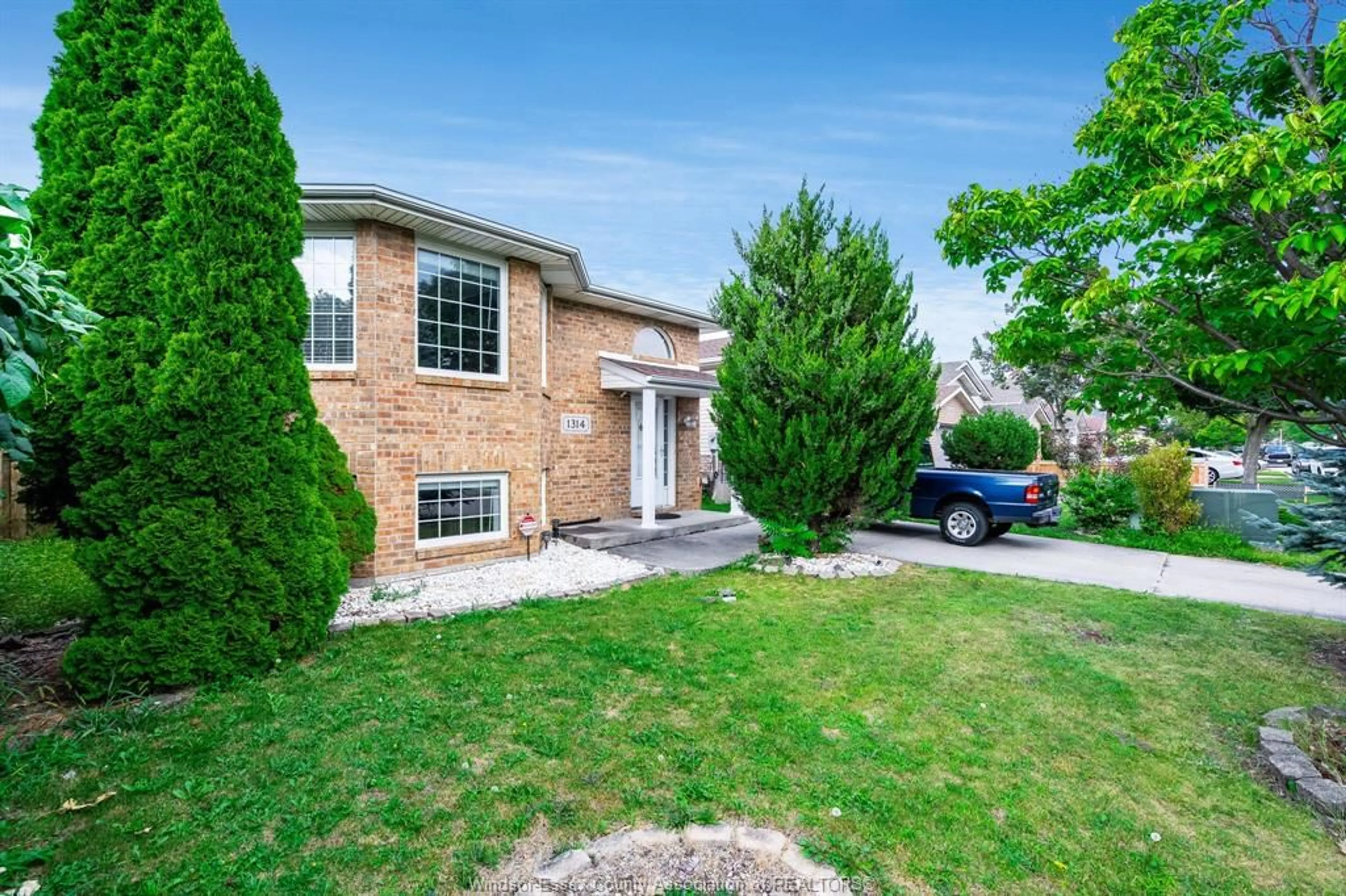 Home with brick exterior material, street for 1314 Jessop St, Windsor Ontario N8W 5P2