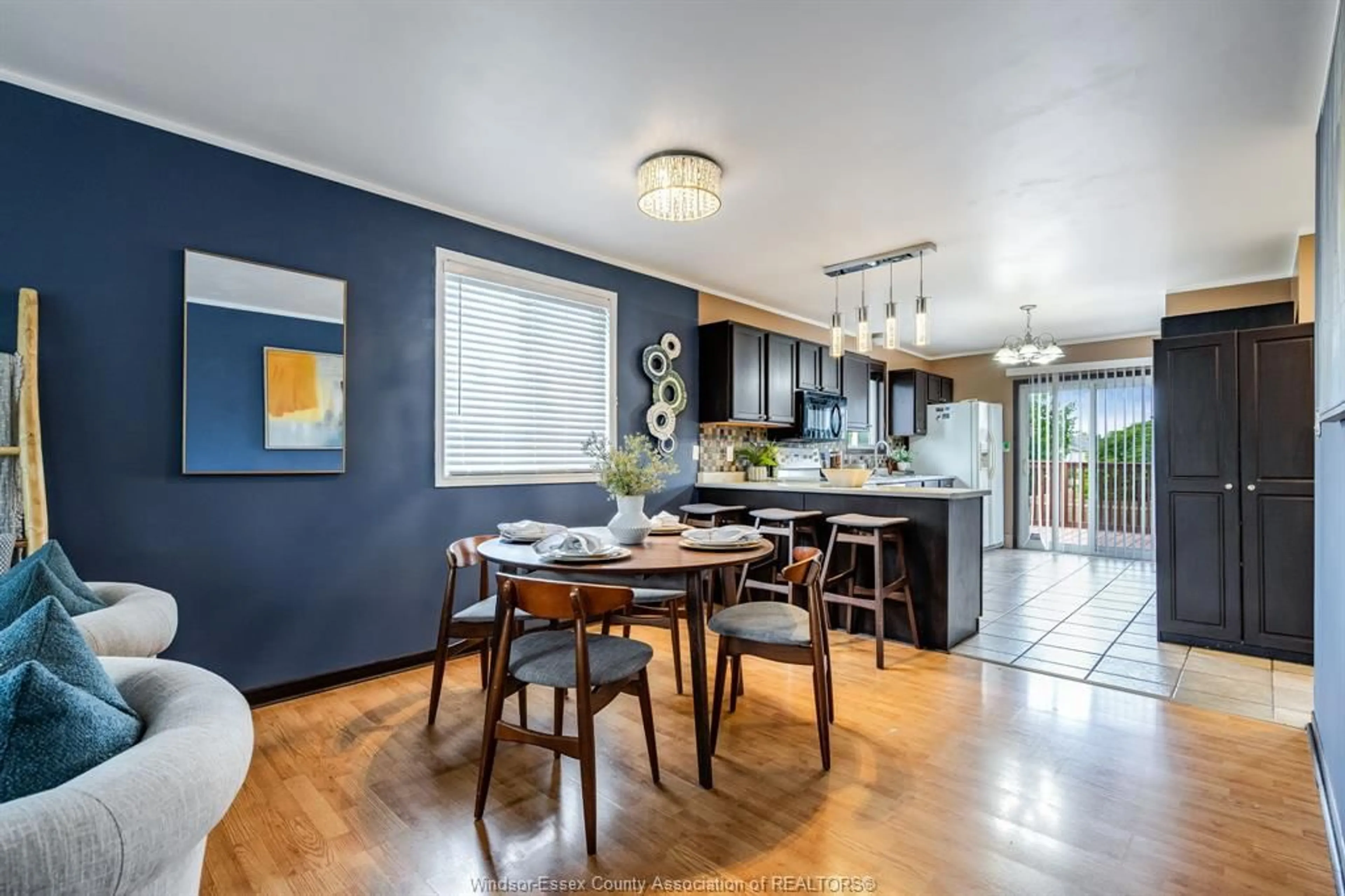 Open concept kitchen, unknown for 1314 Jessop St, Windsor Ontario N8W 5P2
