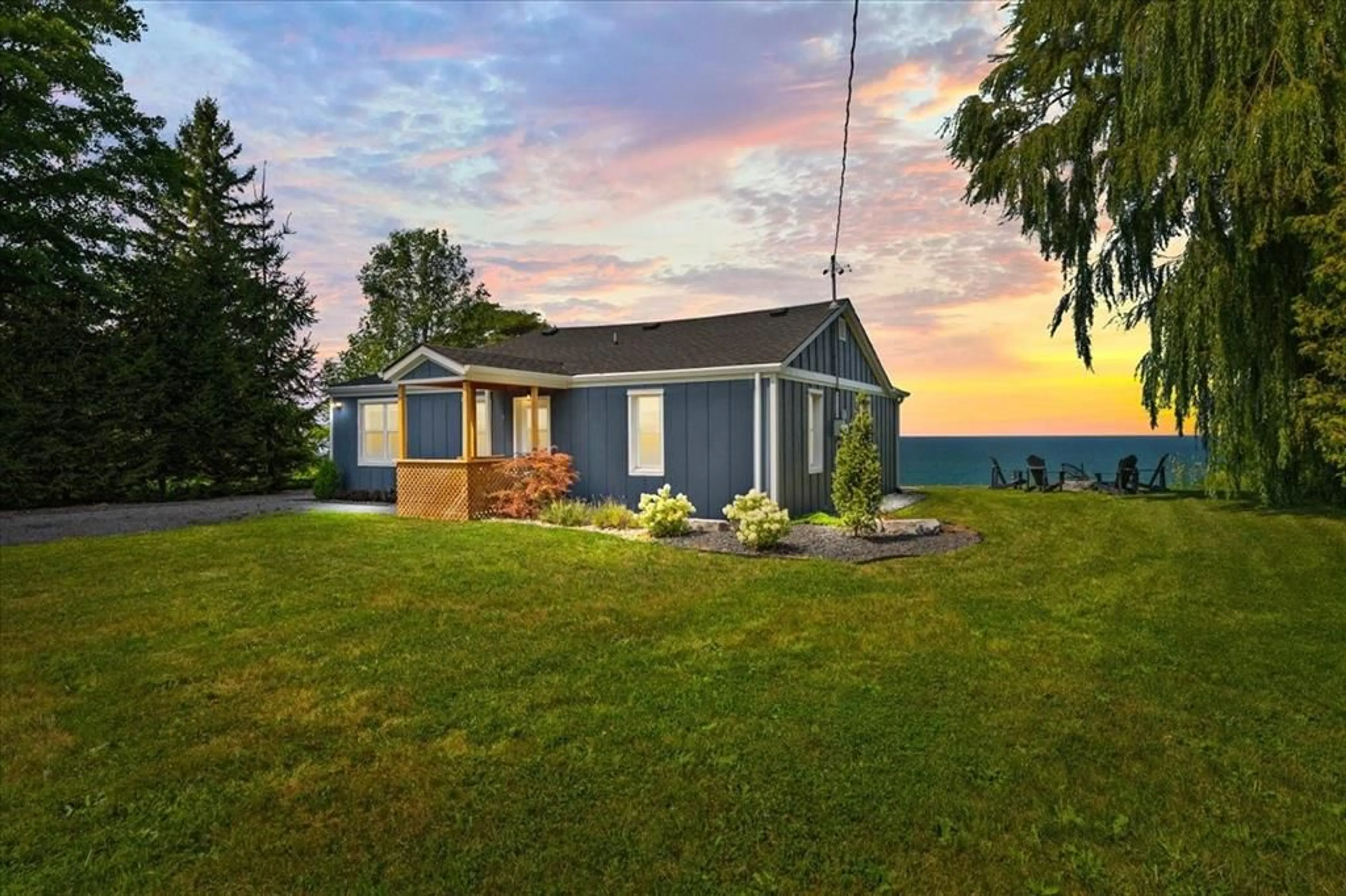 Unknown for 4148 BLUEPOINT Dr, Plympton-Wyoming Ontario N0N 1J6