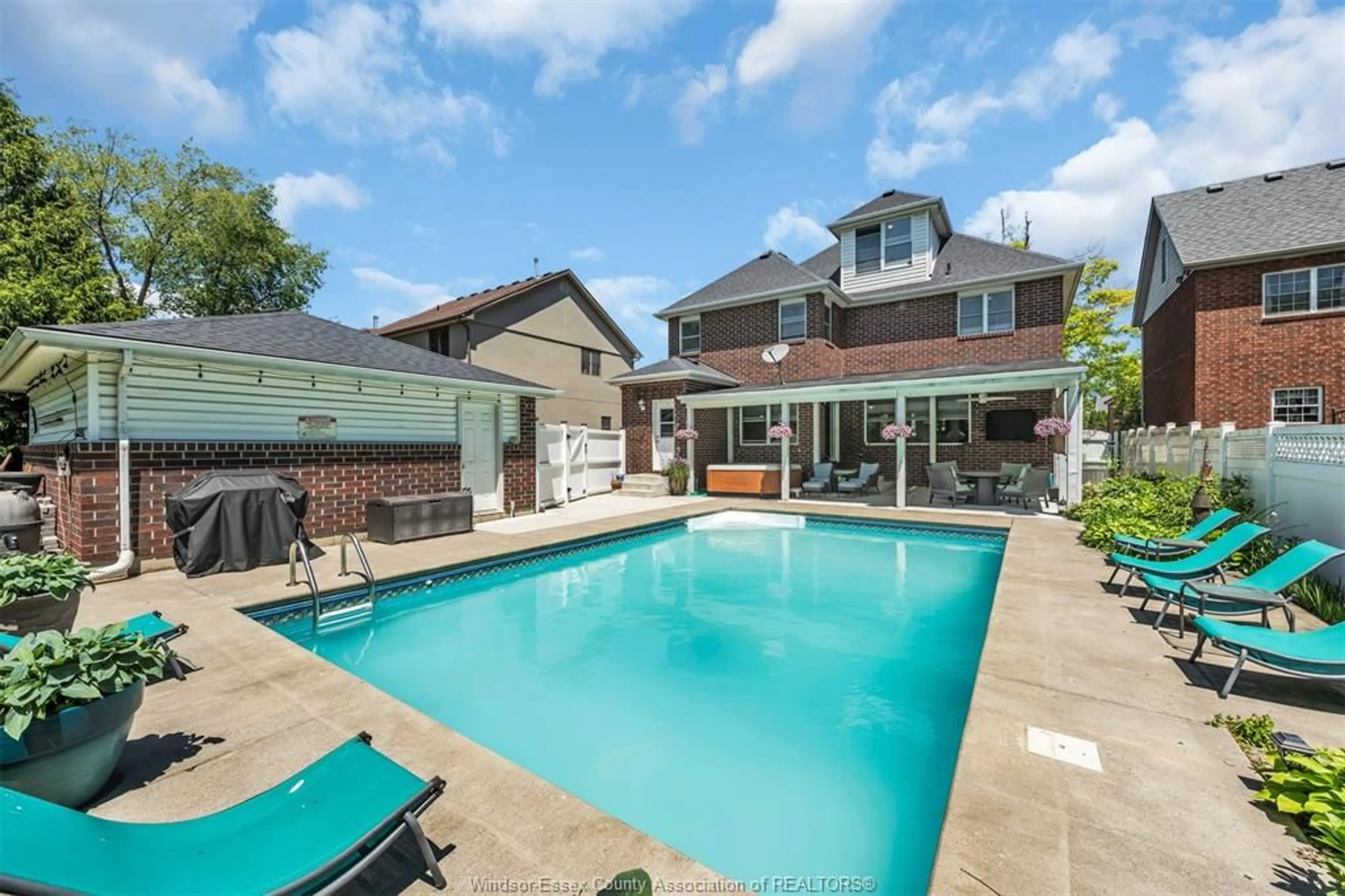 Pool for 1210 MONTY Ave, LaSalle Ontario N9J 3S2