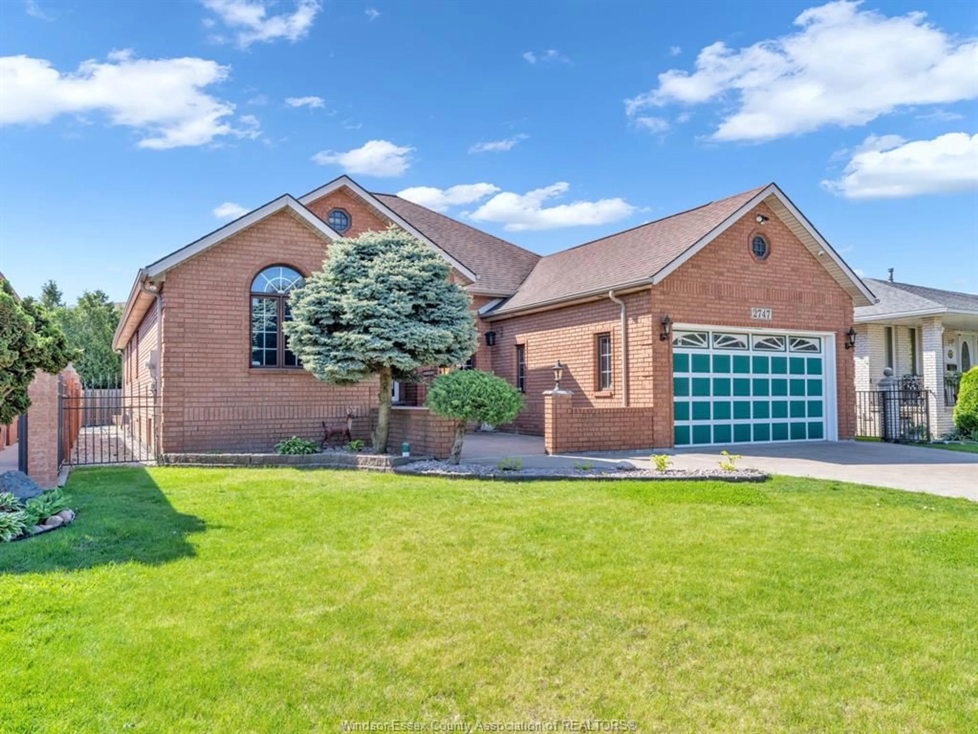 Home with brick exterior material, street for 2747 LIONEL Dr, Windsor Ontario N8X 4X5