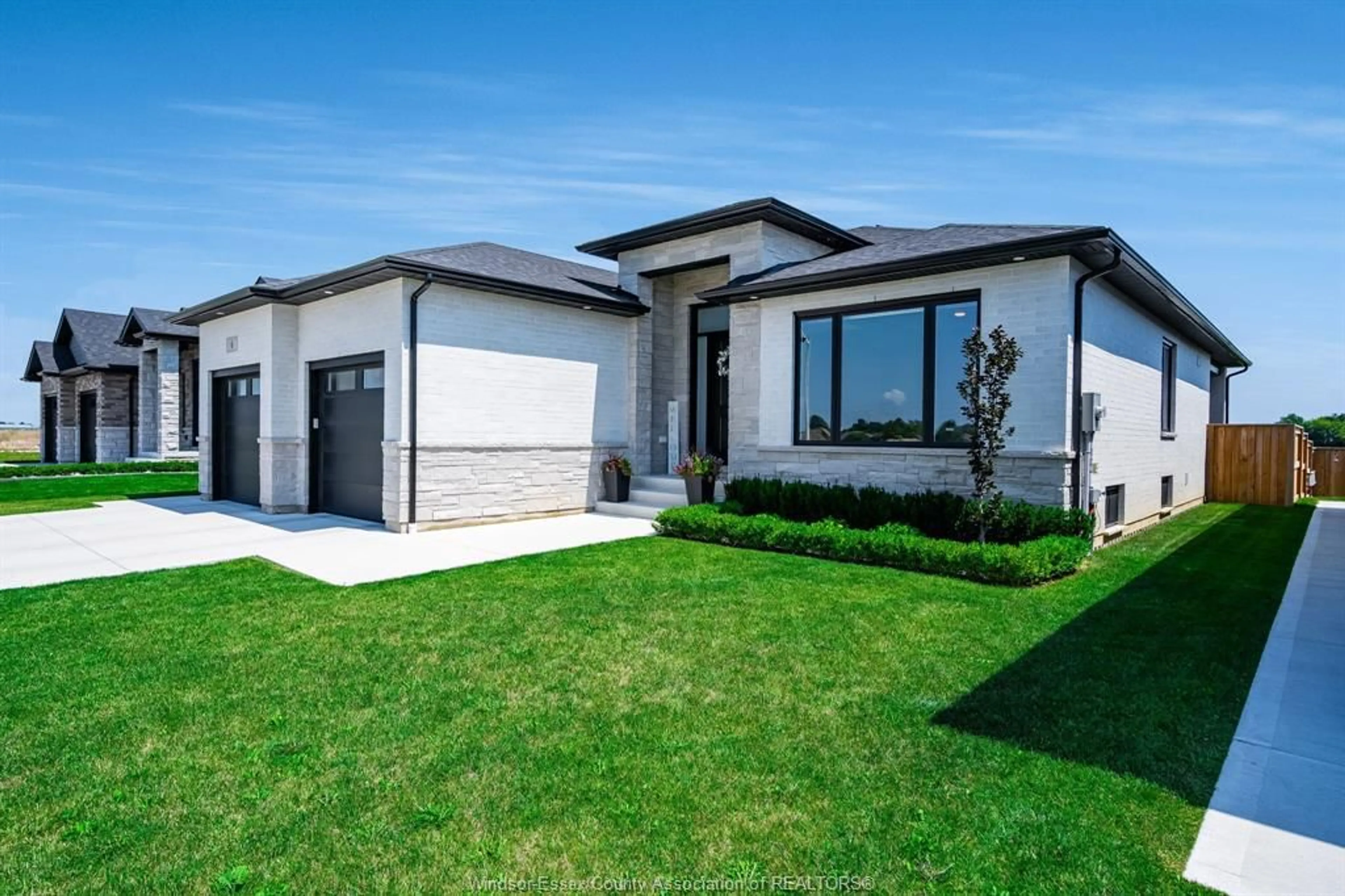 Home with brick exterior material, street for 6 HEATHVIEW Trail, Leamington Ontario N8H 0G3