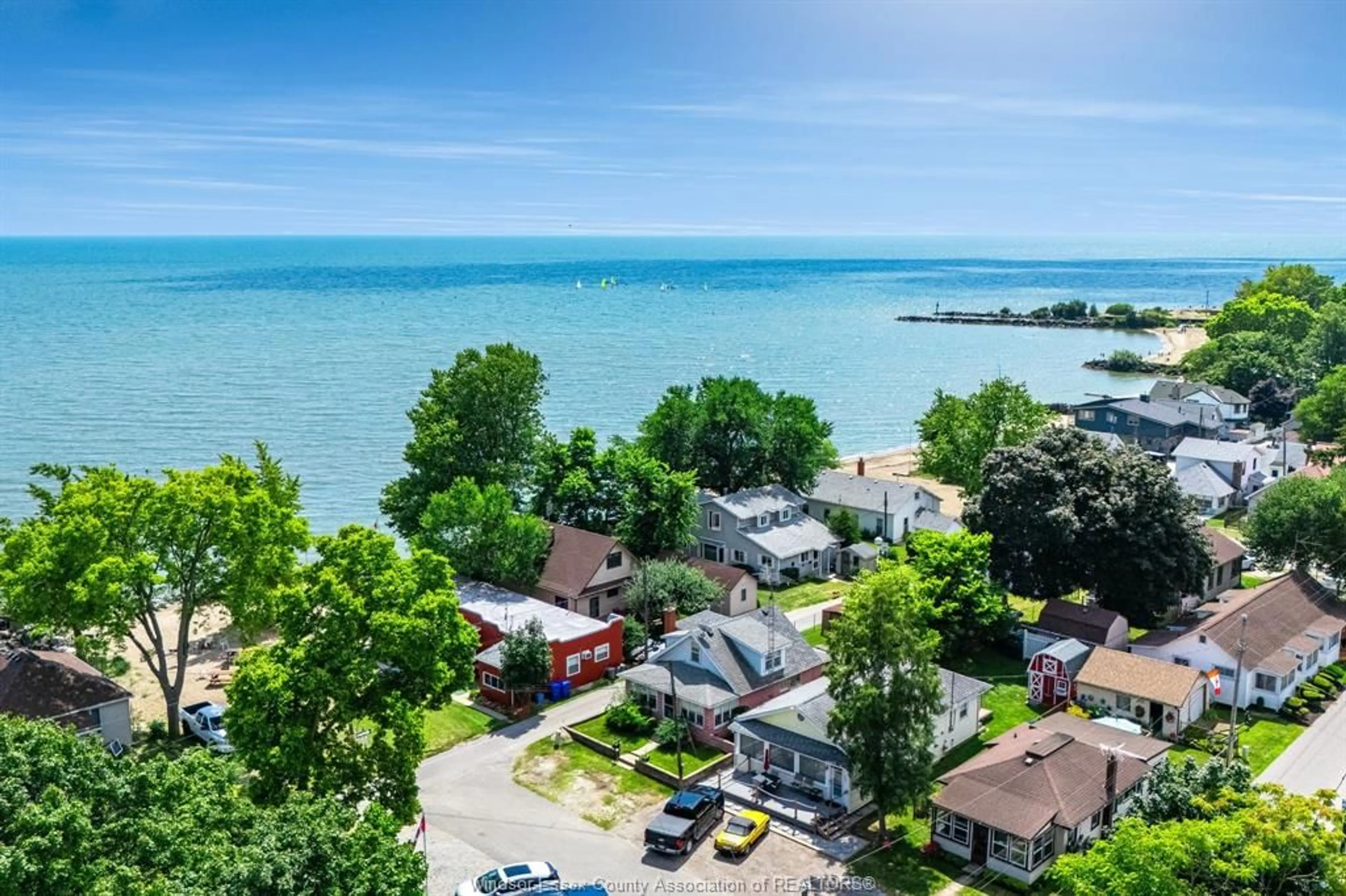A pic from outside/outdoor area/front of a property/back of a property/a pic from drone, water/lake/river/ocean view for 561 3rd Blvd, Kingsville Ontario N9Y 3W2