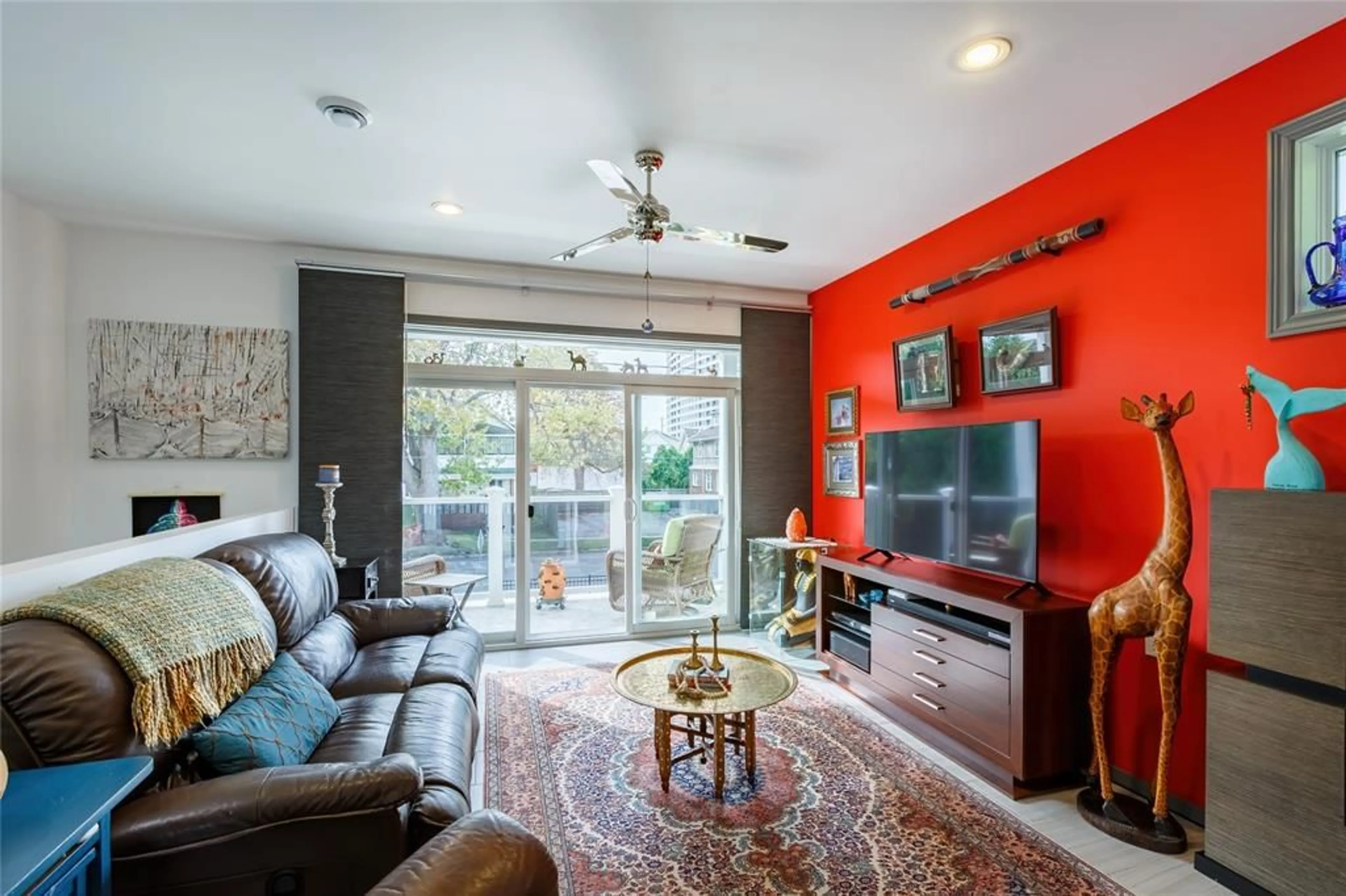 Living room with furniture, unknown for 200 BROCK St, Sarnia Ontario N7T 5Z3