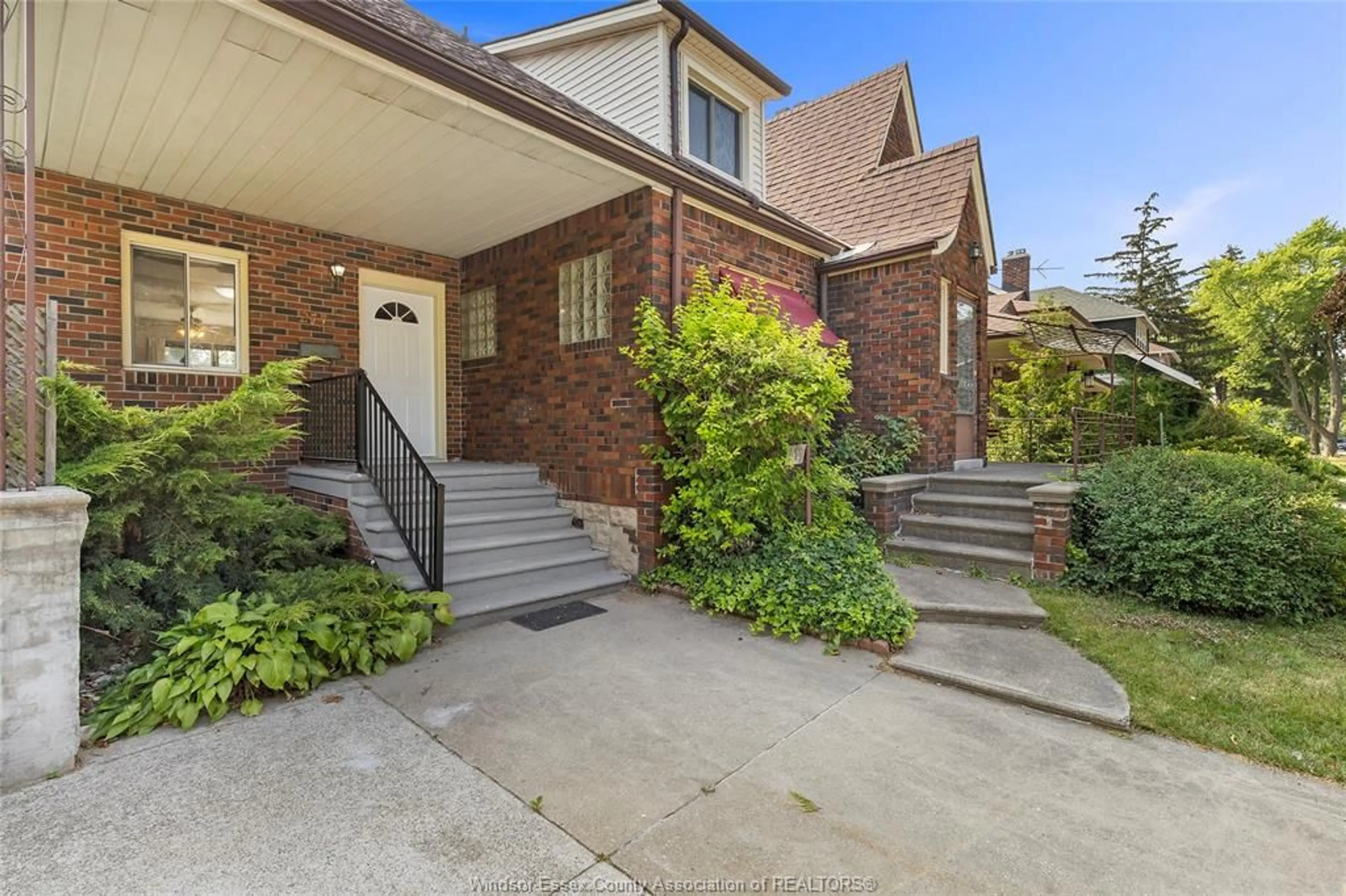 Home with brick exterior material, street for 277 Villaire Ave, Windsor Ontario N8S 2J1