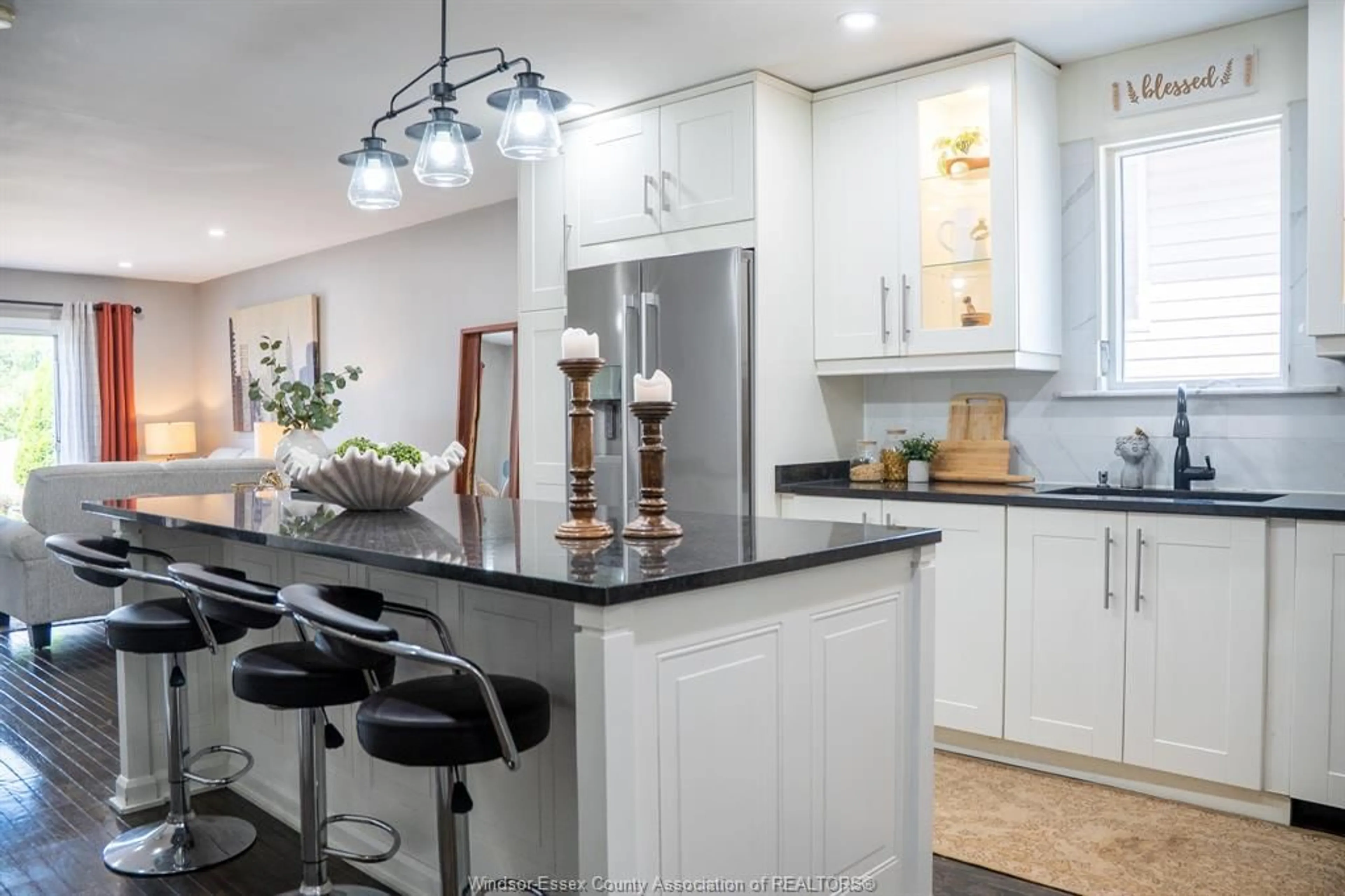 Open concept kitchen, unknown for 825 MICHAEL Dr, Tecumseh Ontario N8N 5A2