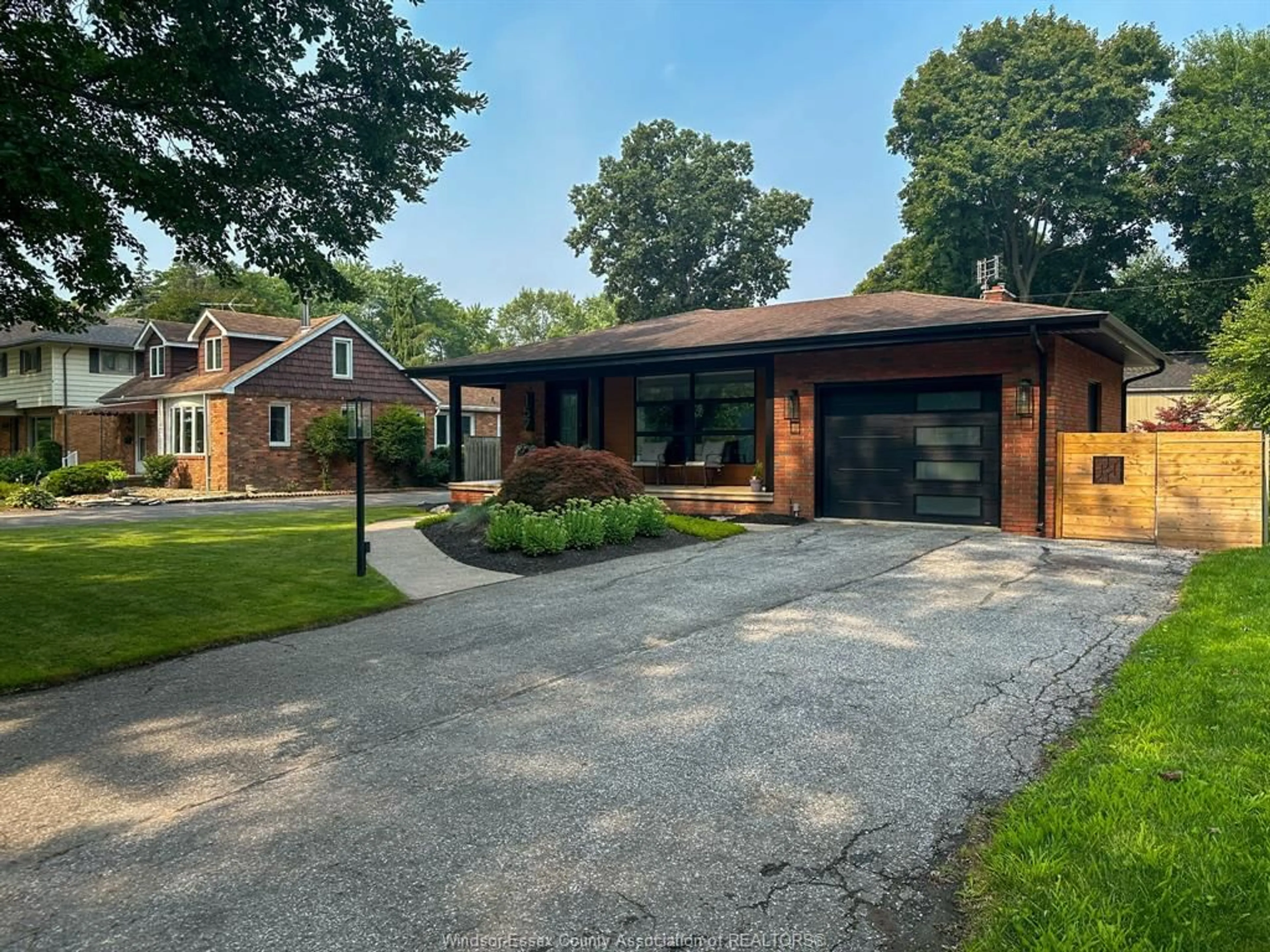 Home with brick exterior material, street for 157 KENSINGTON Blvd, Tecumseh Ontario N8N 2K7