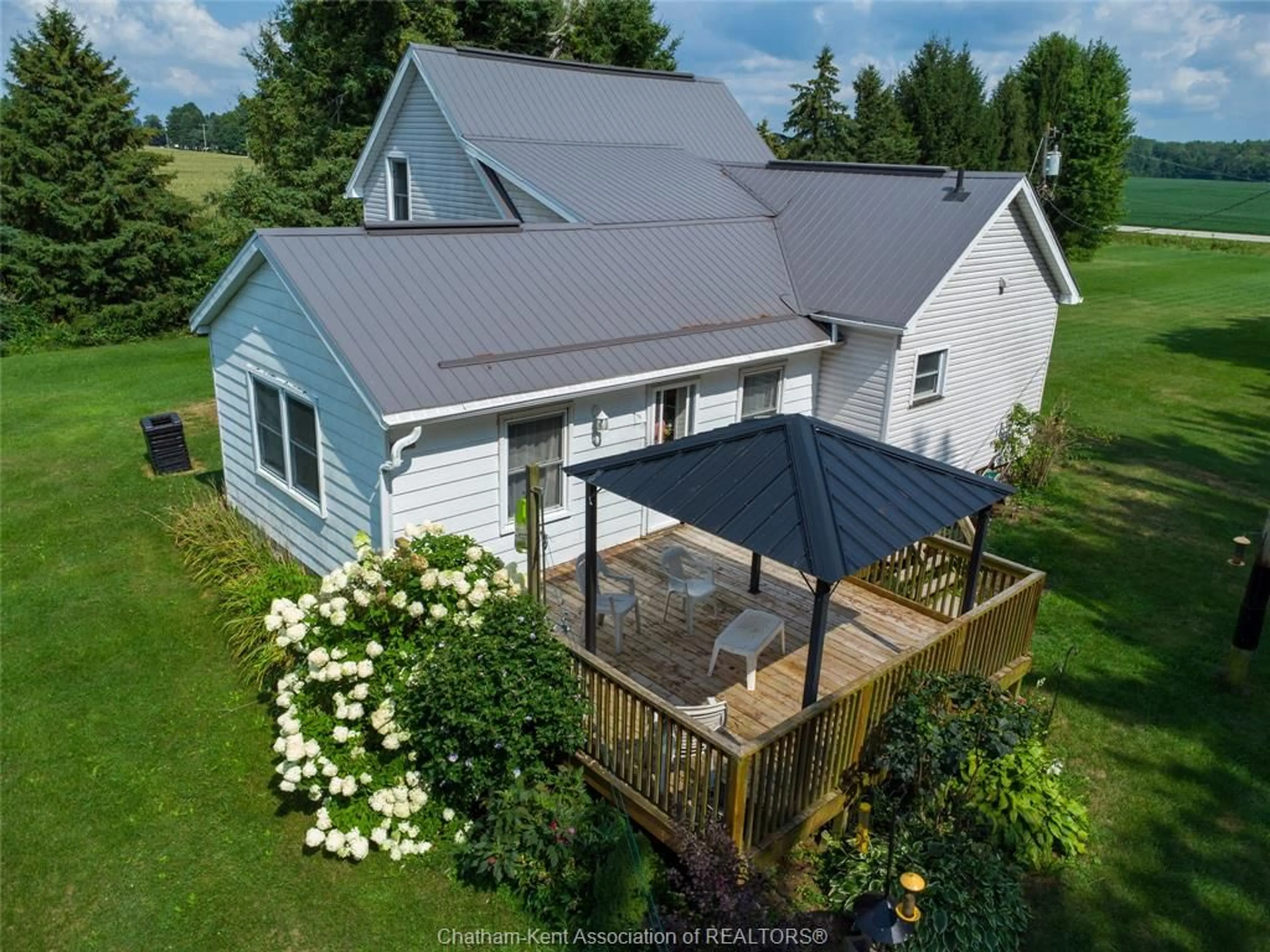 A pic from outside/outdoor area/front of a property/back of a property/a pic from drone, building for 2470 Concession Dr, Newbury Ontario N0L 1Z0