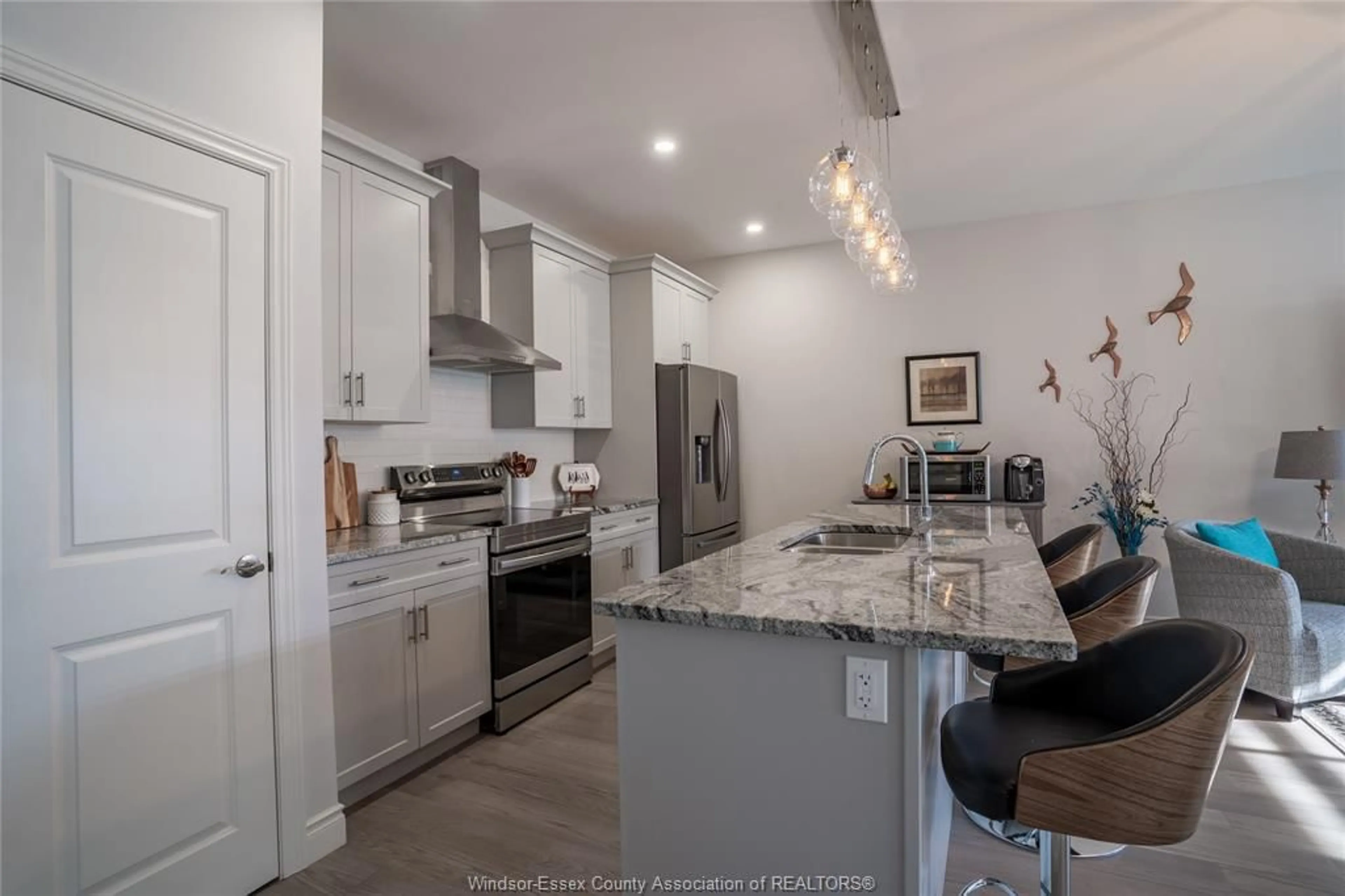 Open concept kitchen, ceramic/tile floor for 413 WESTCOTT Rd, Amherstburg Ontario N9V 0H1