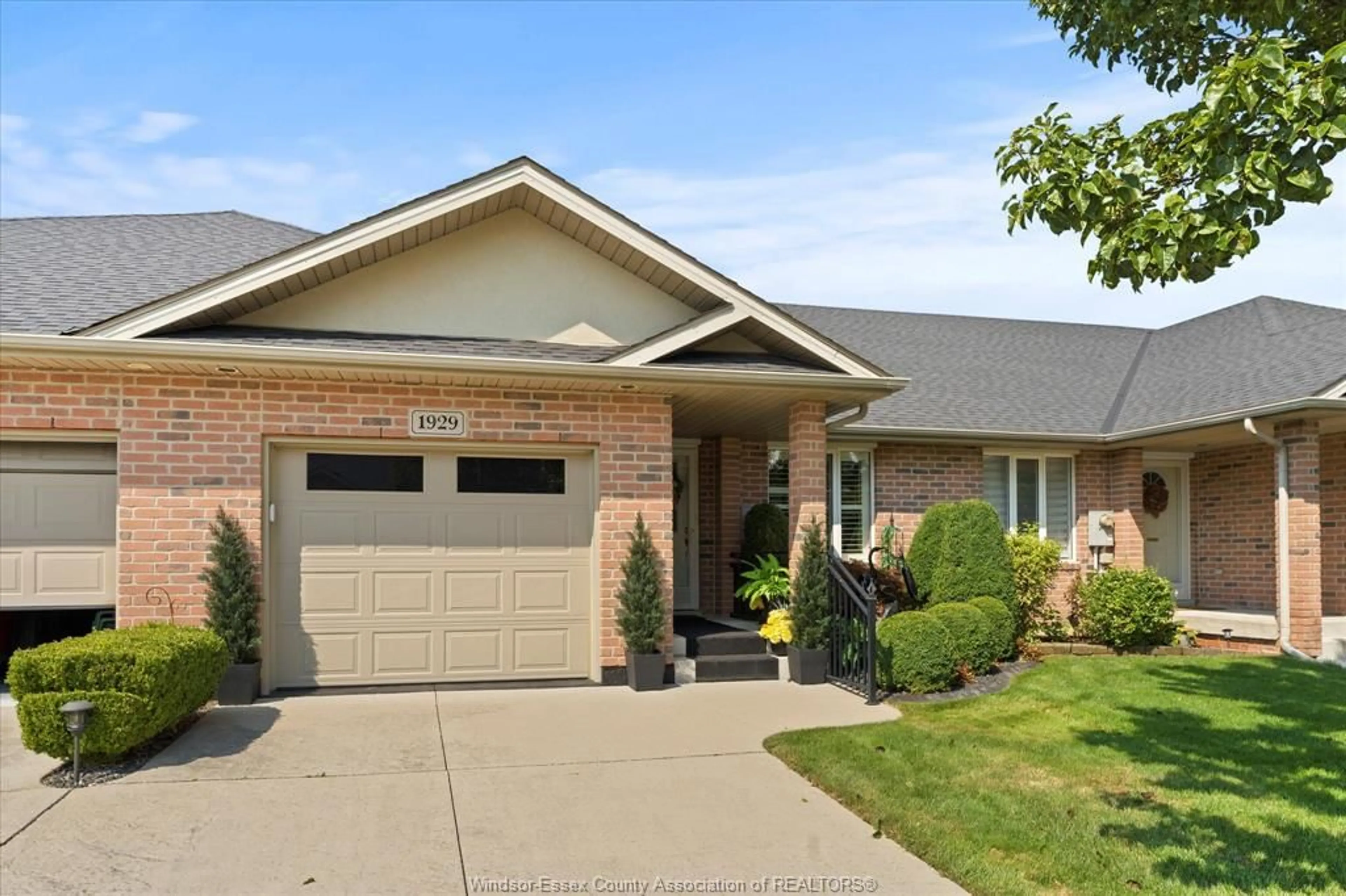 Home with brick exterior material, street for 1929 VENETIAN, Windsor Ontario N8P 2A1