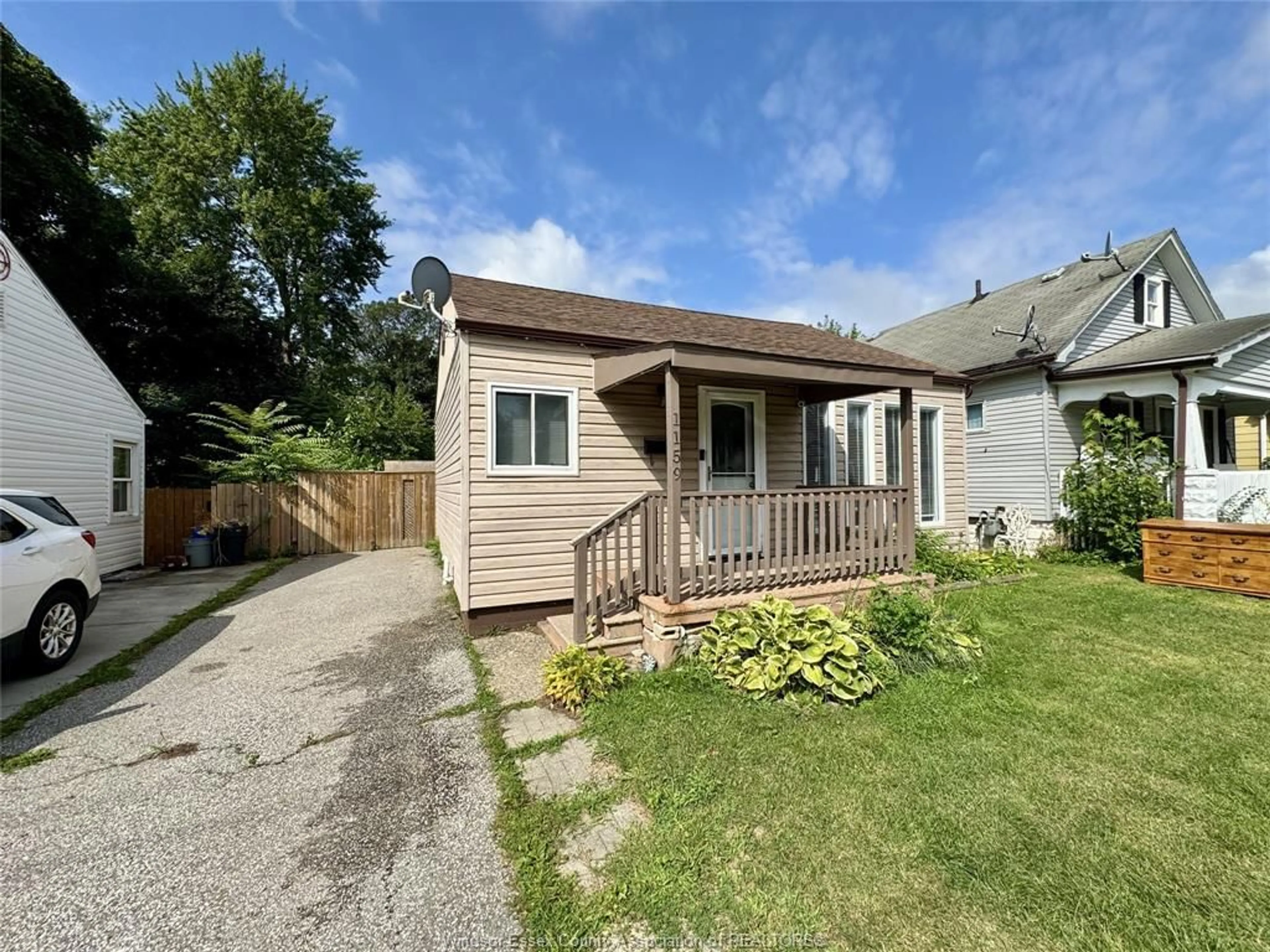 Unknown for 1159 FELIX, Windsor Ontario N9C 3L6