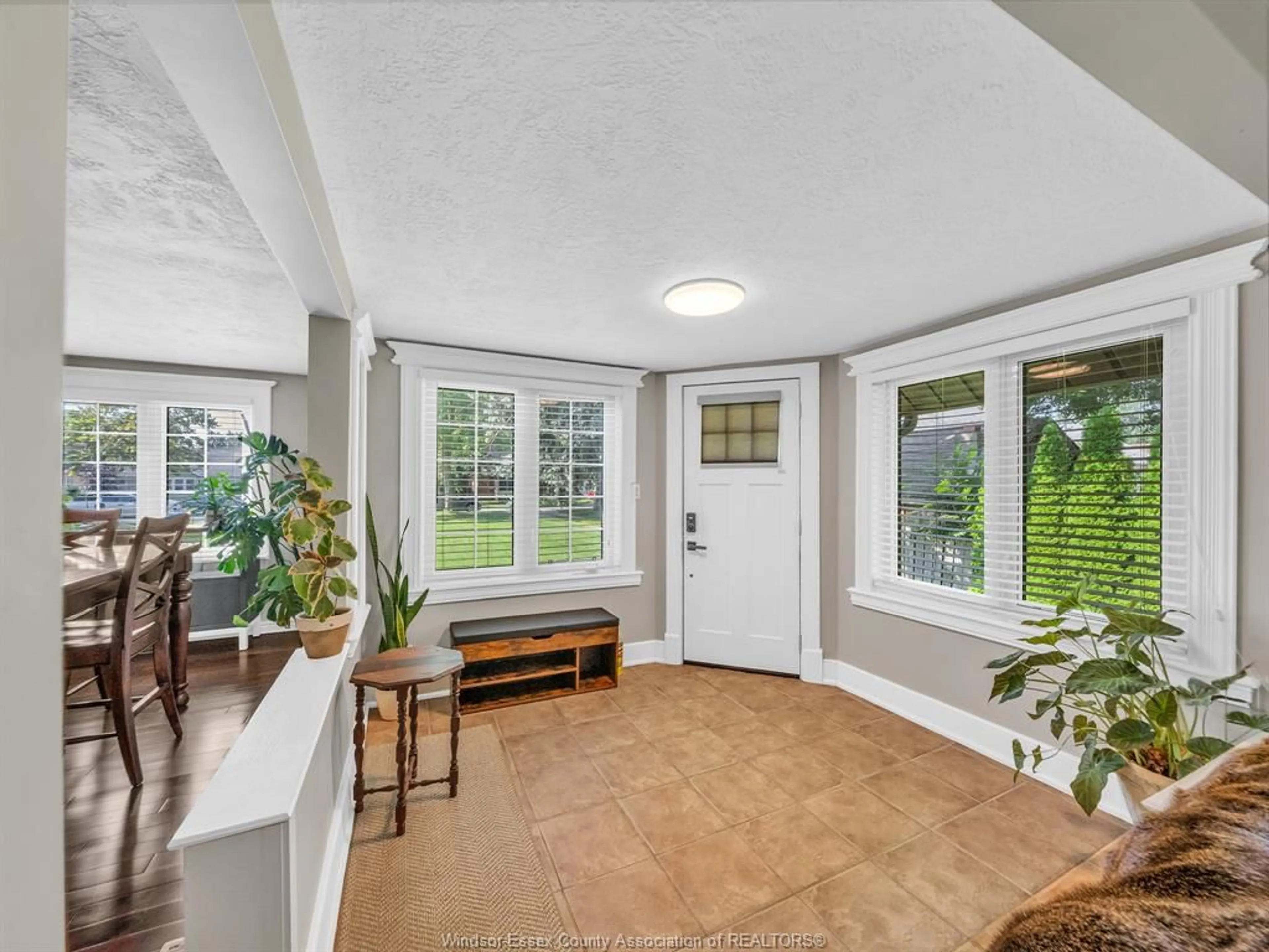 Indoor entryway for 79 MARLBOROUGH, Leamington Ontario N8H 1X1