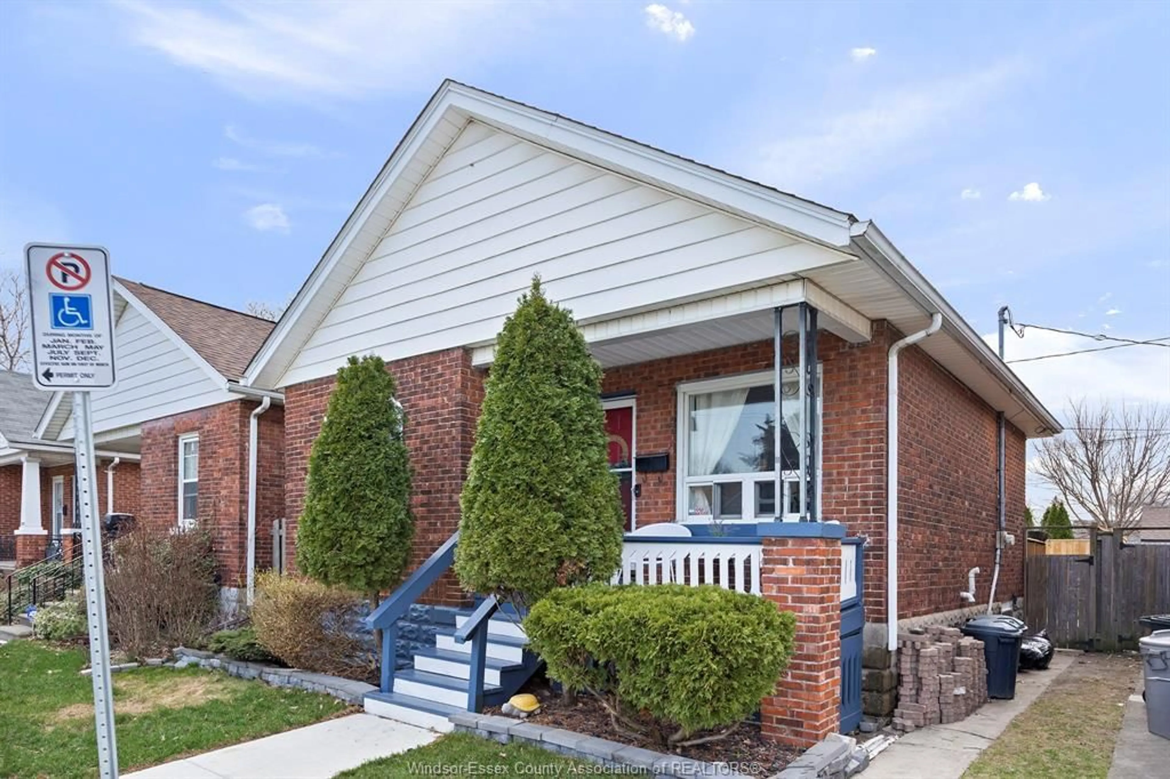 Home with brick exterior material, street for 1065 ELLIS St, Windsor Ontario N8X 2J2