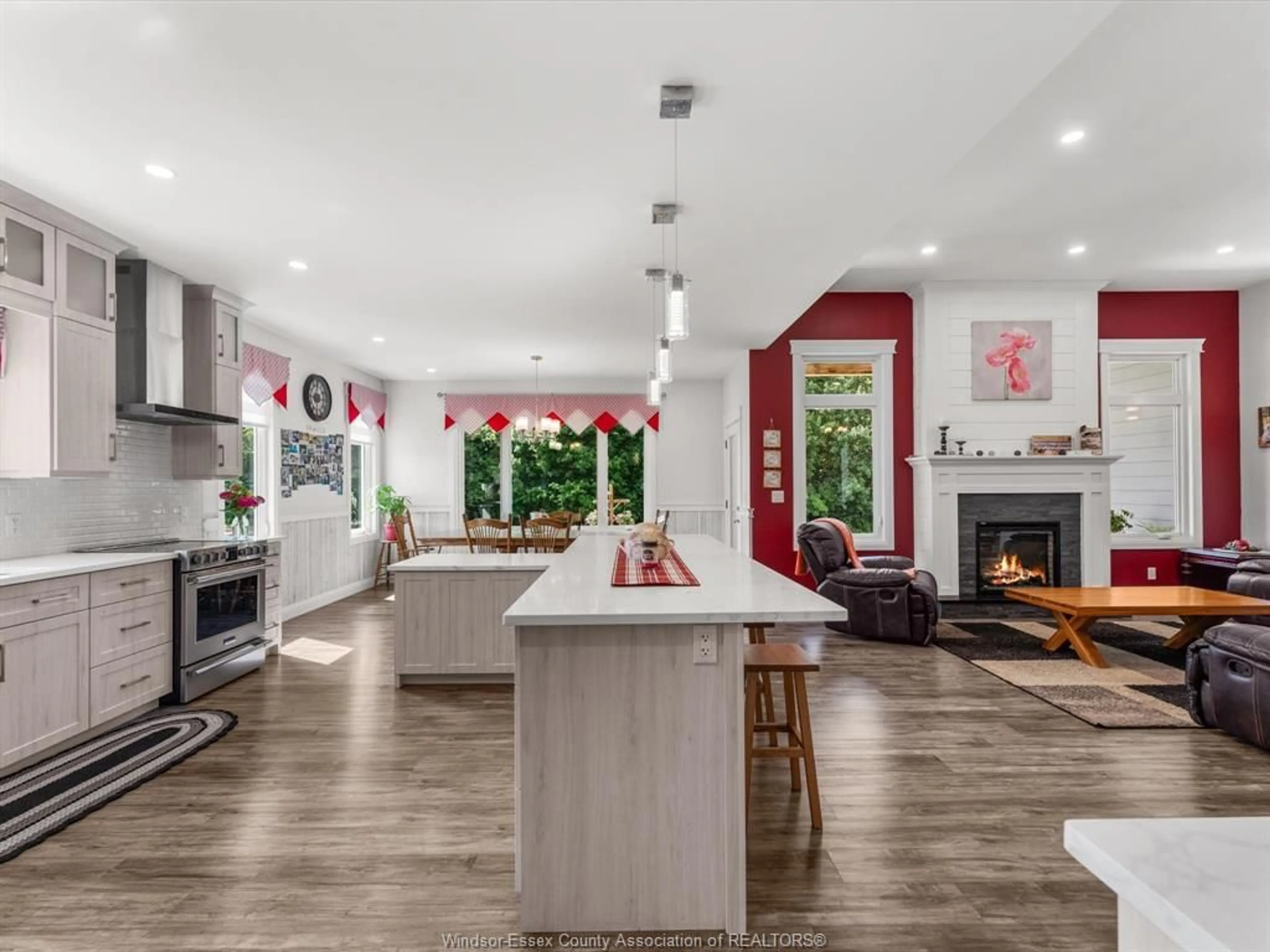 Open concept kitchen, unknown for 1808 MERSEA RD 10, Leamington Ontario N0P 2J0