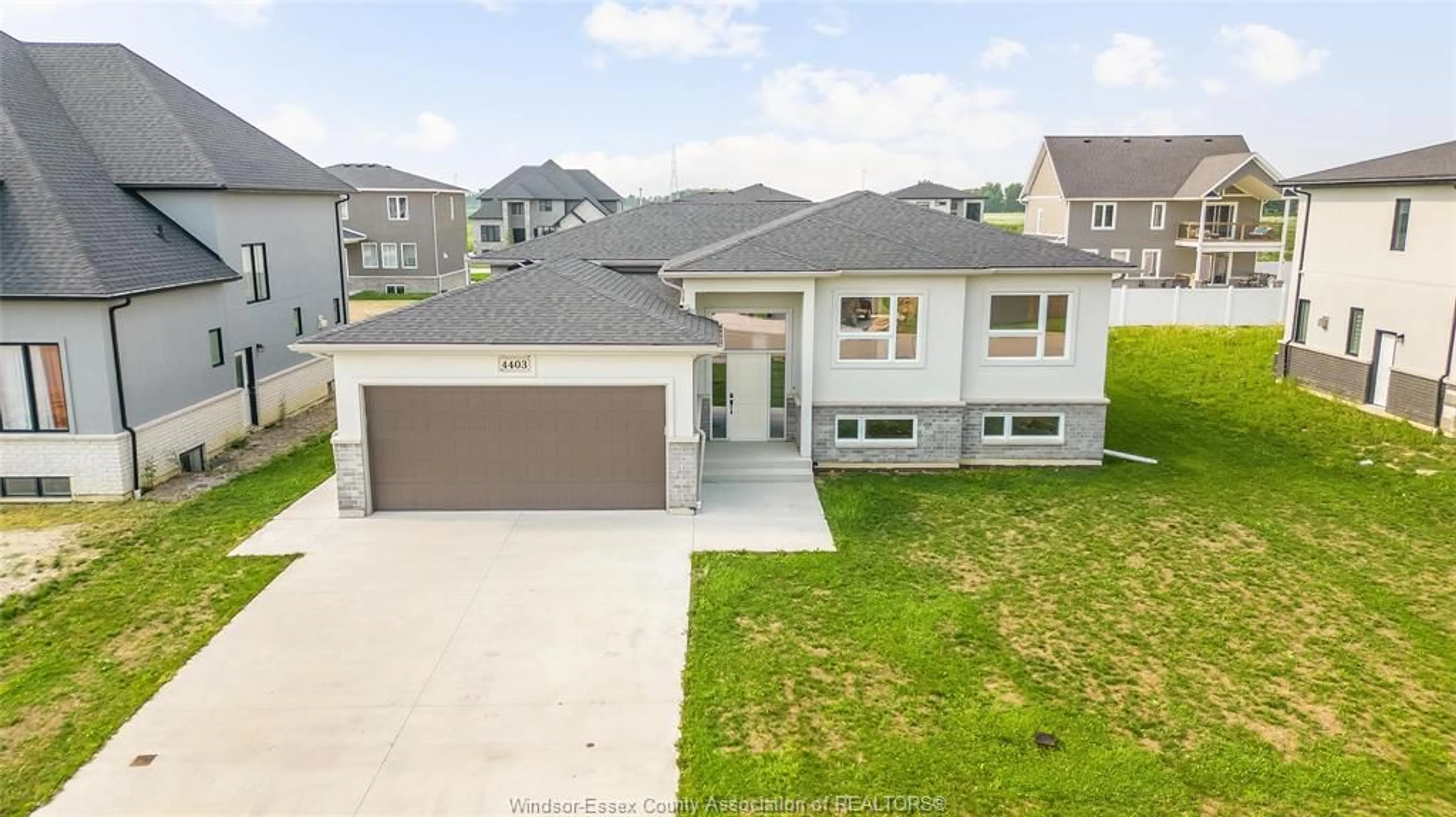 A pic from outside/outdoor area/front of a property/back of a property/a pic from drone, street for 4403 BELMONT, Lakeshore Ontario N0P 1J0