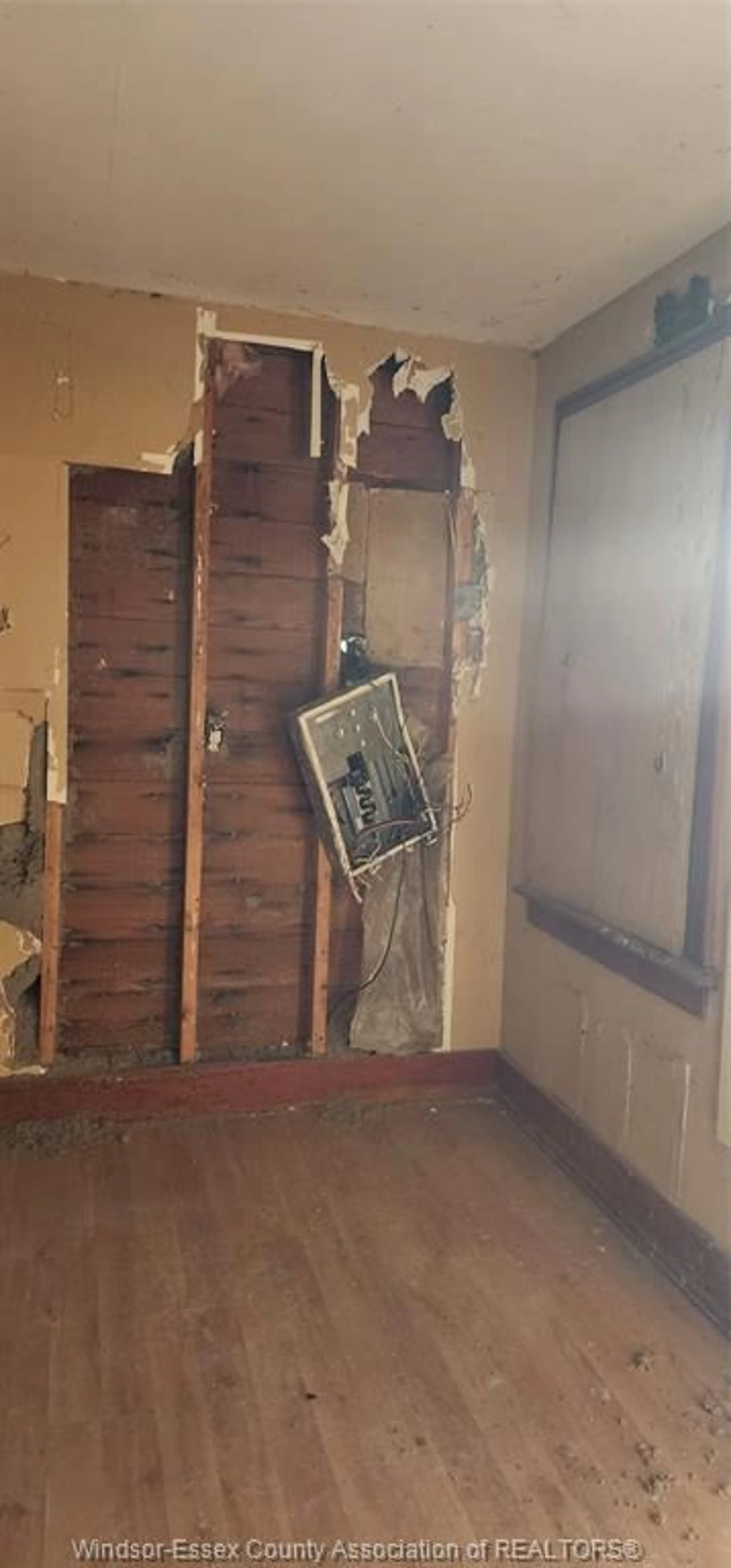 A pic of a room for 1817 MERSEA RD E, Leamington Ontario N8H 3V4