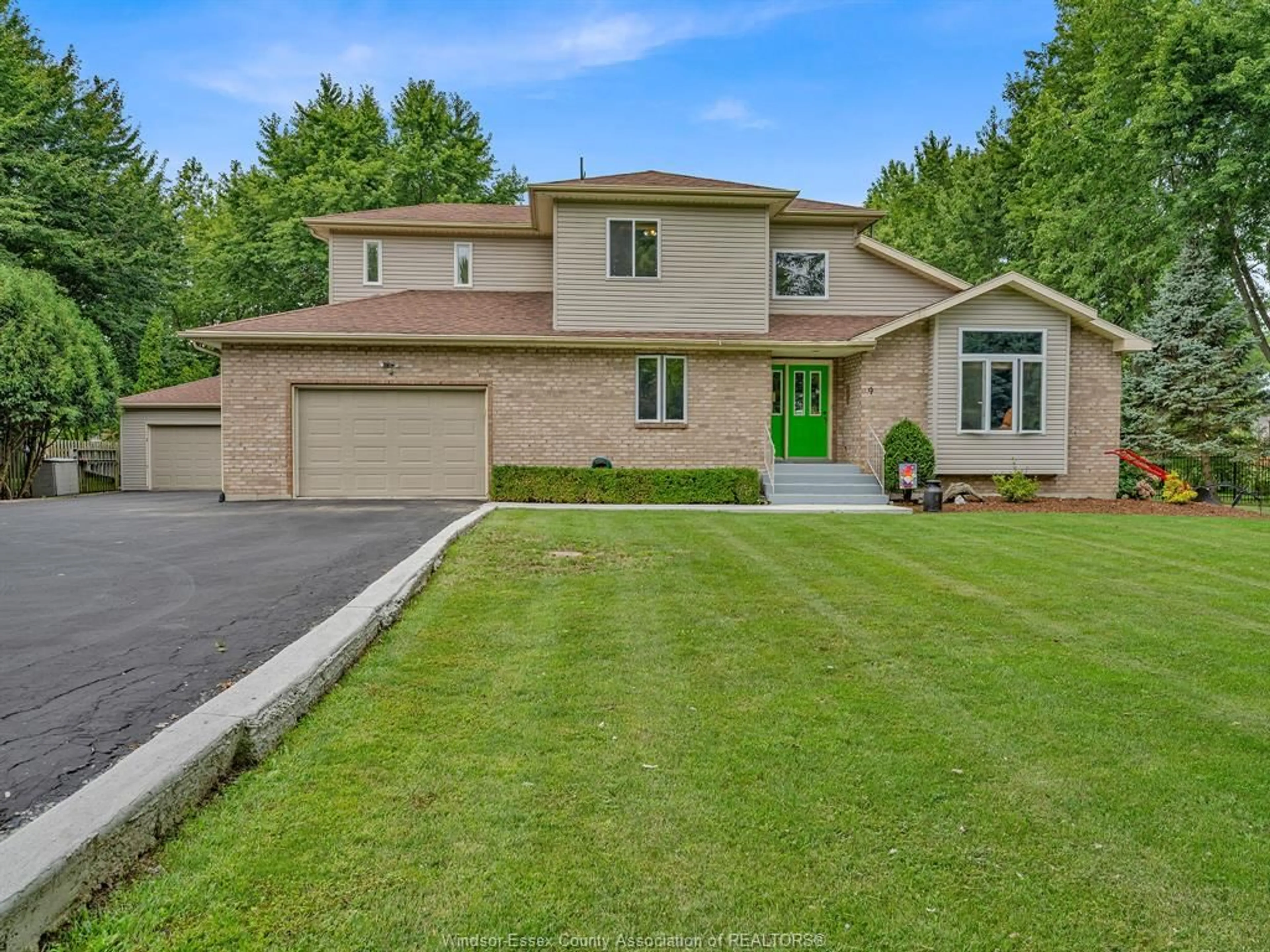 Unknown for 9 ELLIS Rd, Leamington Ontario N8H 3V4