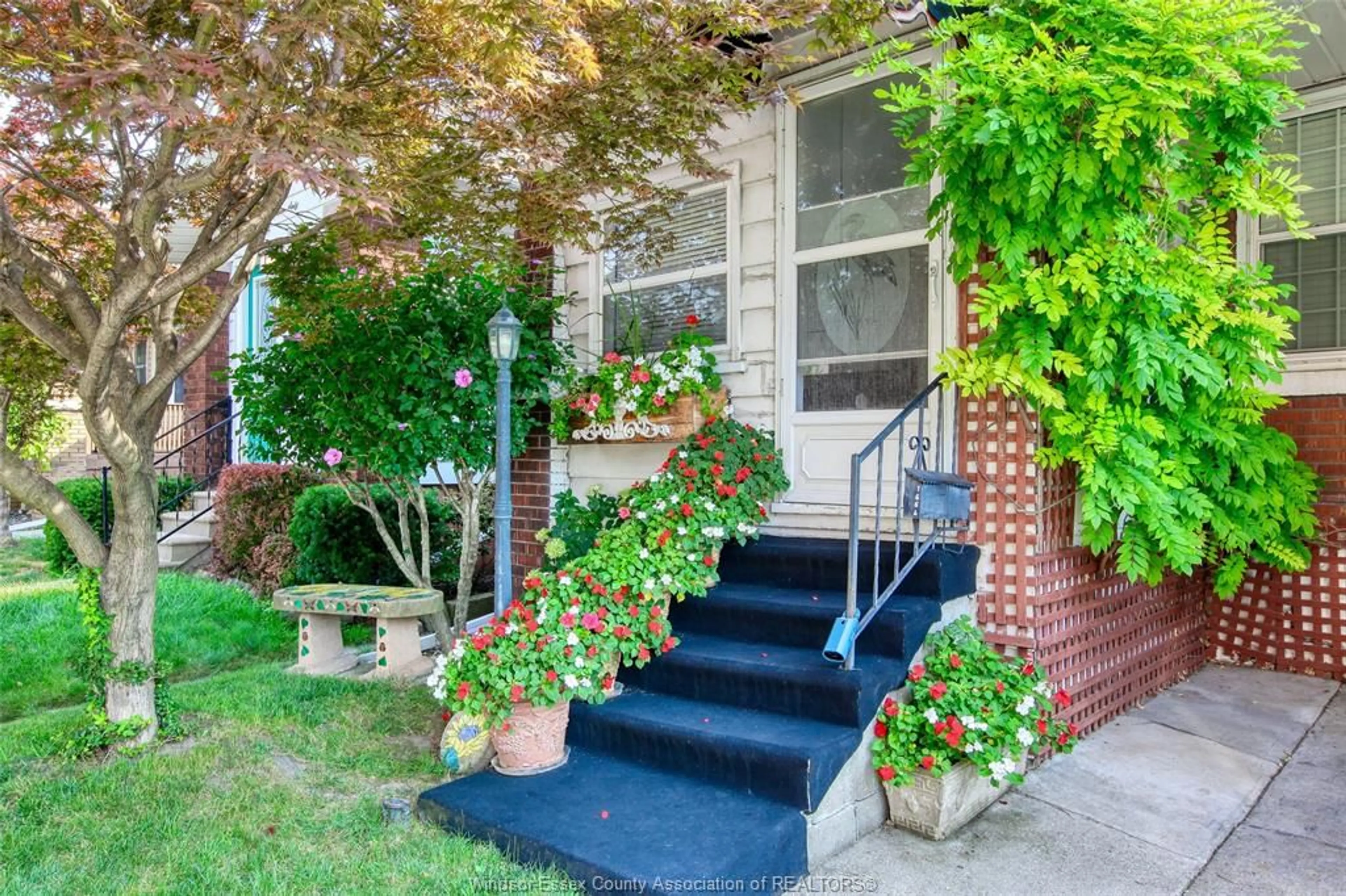 Unknown for 1664 DUFFERIN, Windsor Ontario N8X 3K7