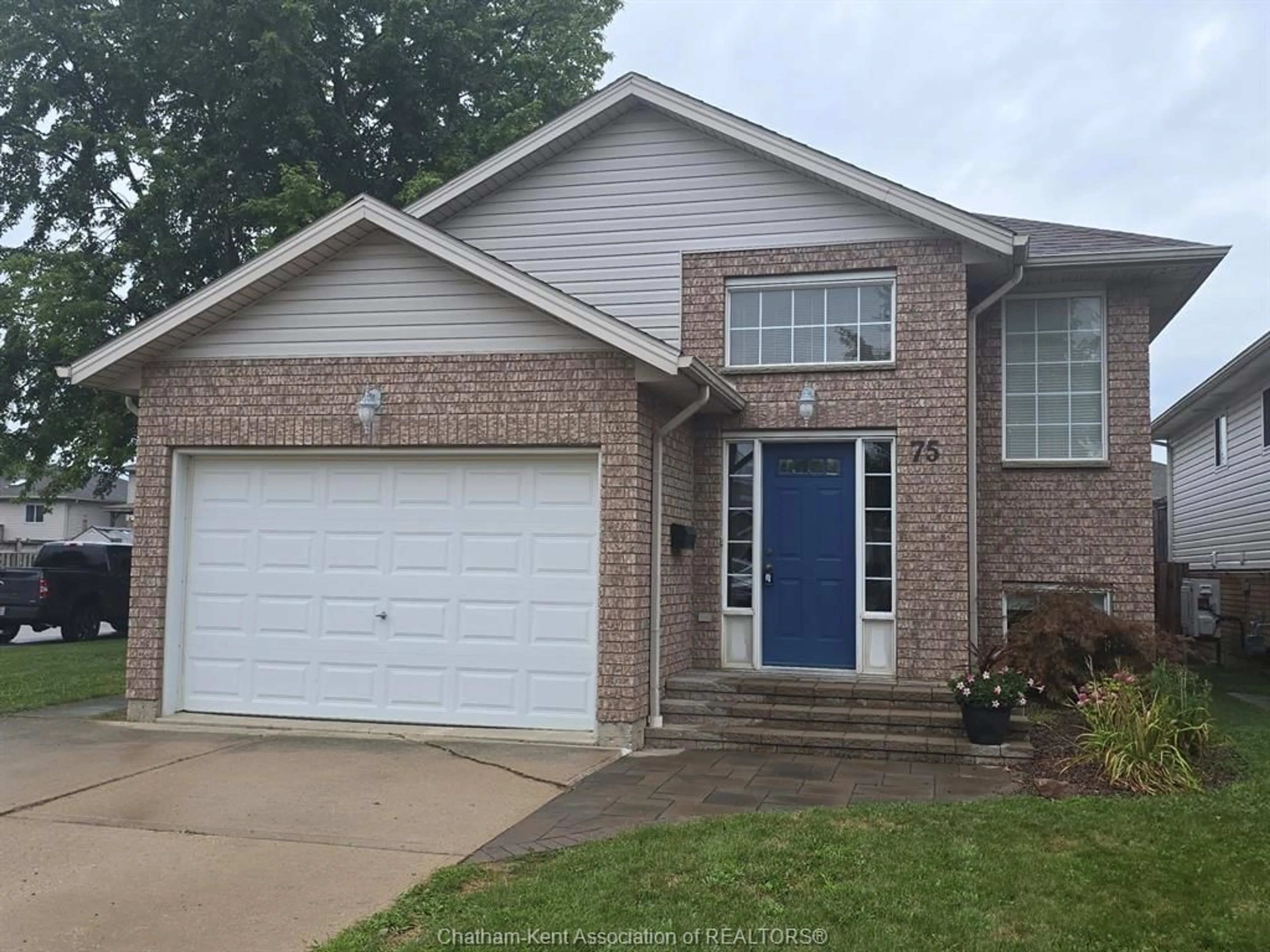 Home with brick exterior material, street for 75 Taylor Trail, Chatham Ontario N7L 5N2
