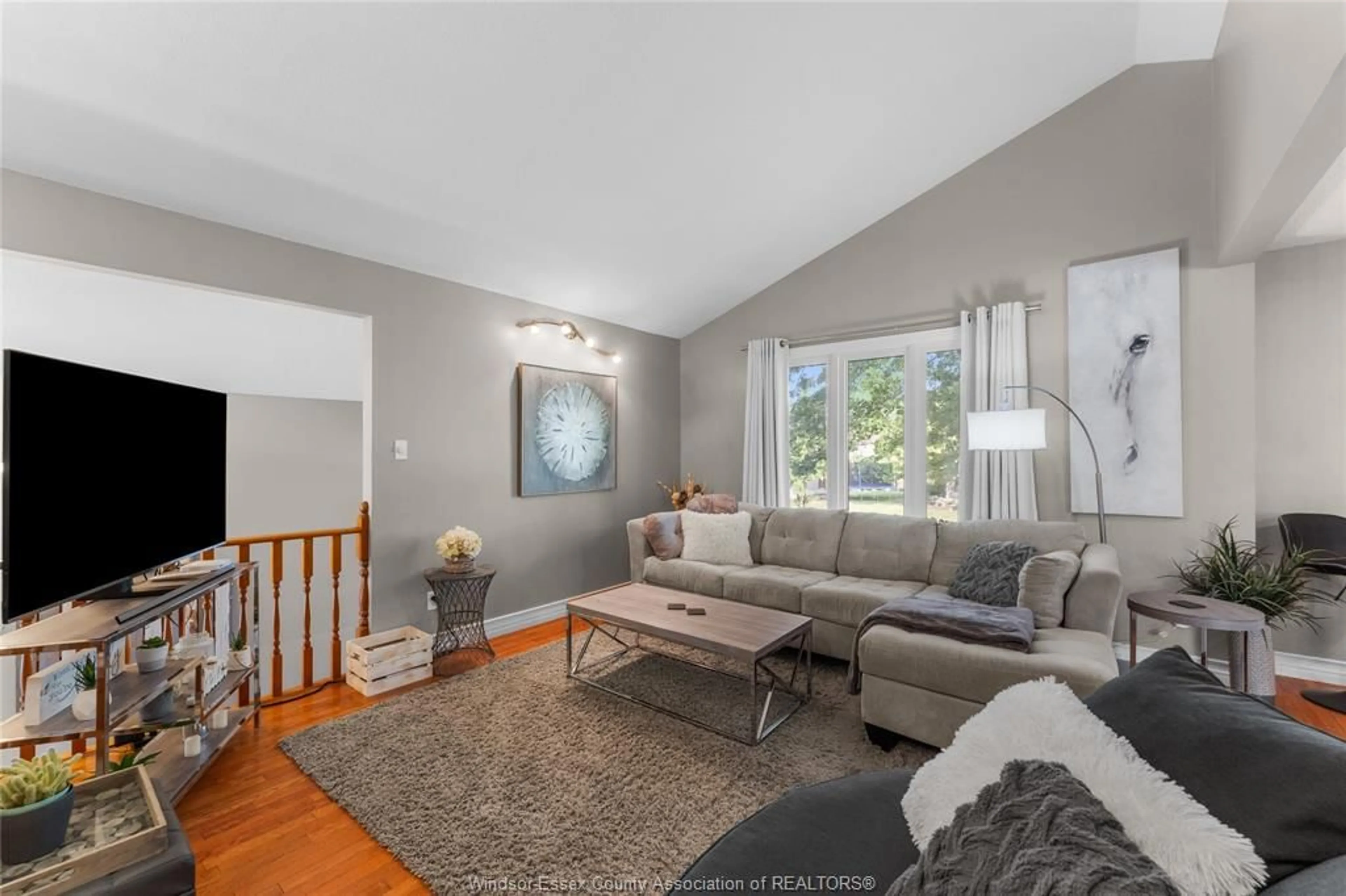 Living room with furniture, unknown for 1475 SUGARWOOD Cres, LaSalle Ontario N9H 2H3