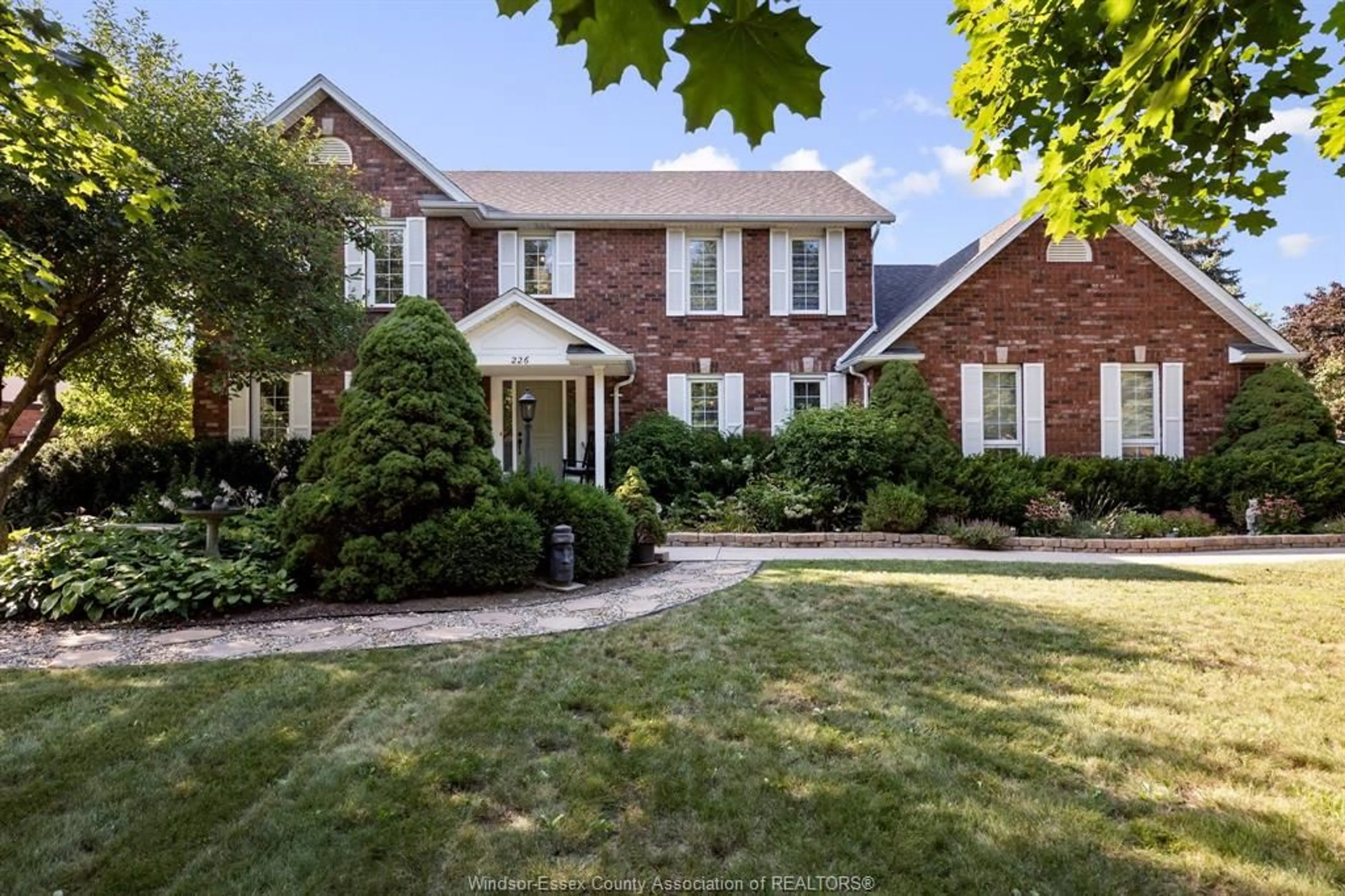 Home with brick exterior material, street for 226 TURNER Cres, Amherstburg Ontario N9Y 3T3