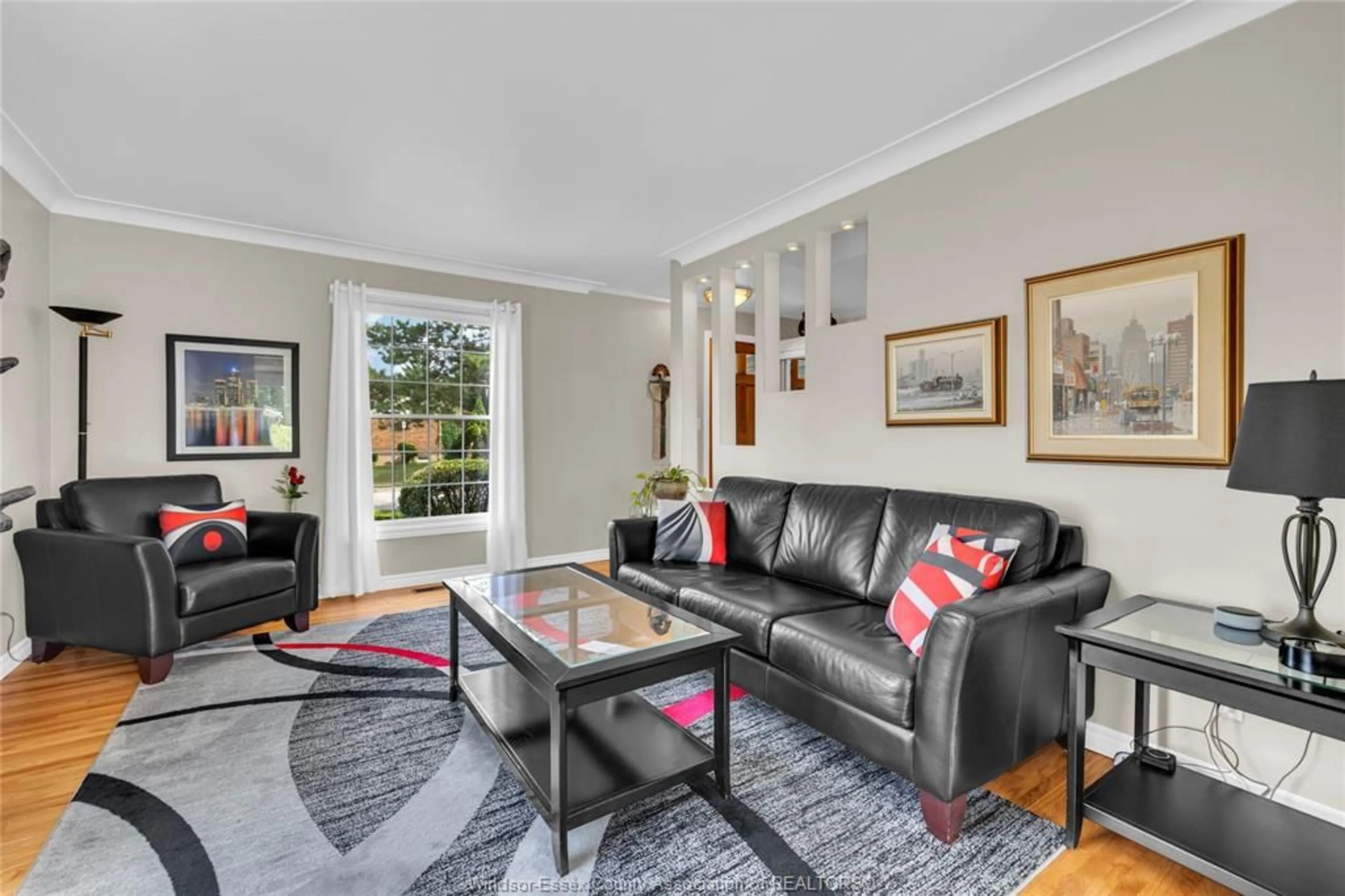 Living room with furniture, unknown for 4031 CHURCHILL Dr, Windsor Ontario N9G 2E6