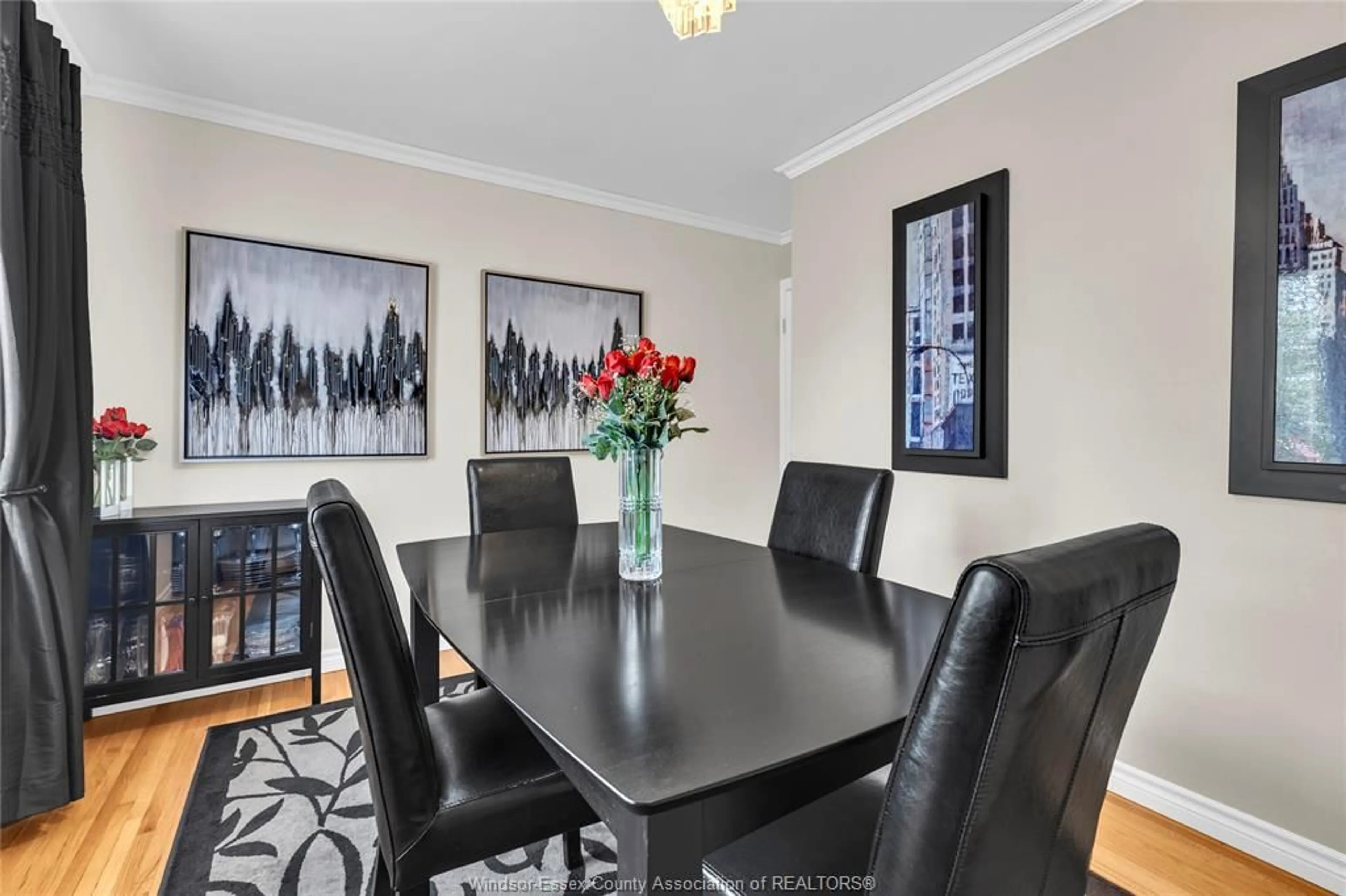 Dining room, wood/laminate floor for 4031 CHURCHILL Dr, Windsor Ontario N9G 2E6
