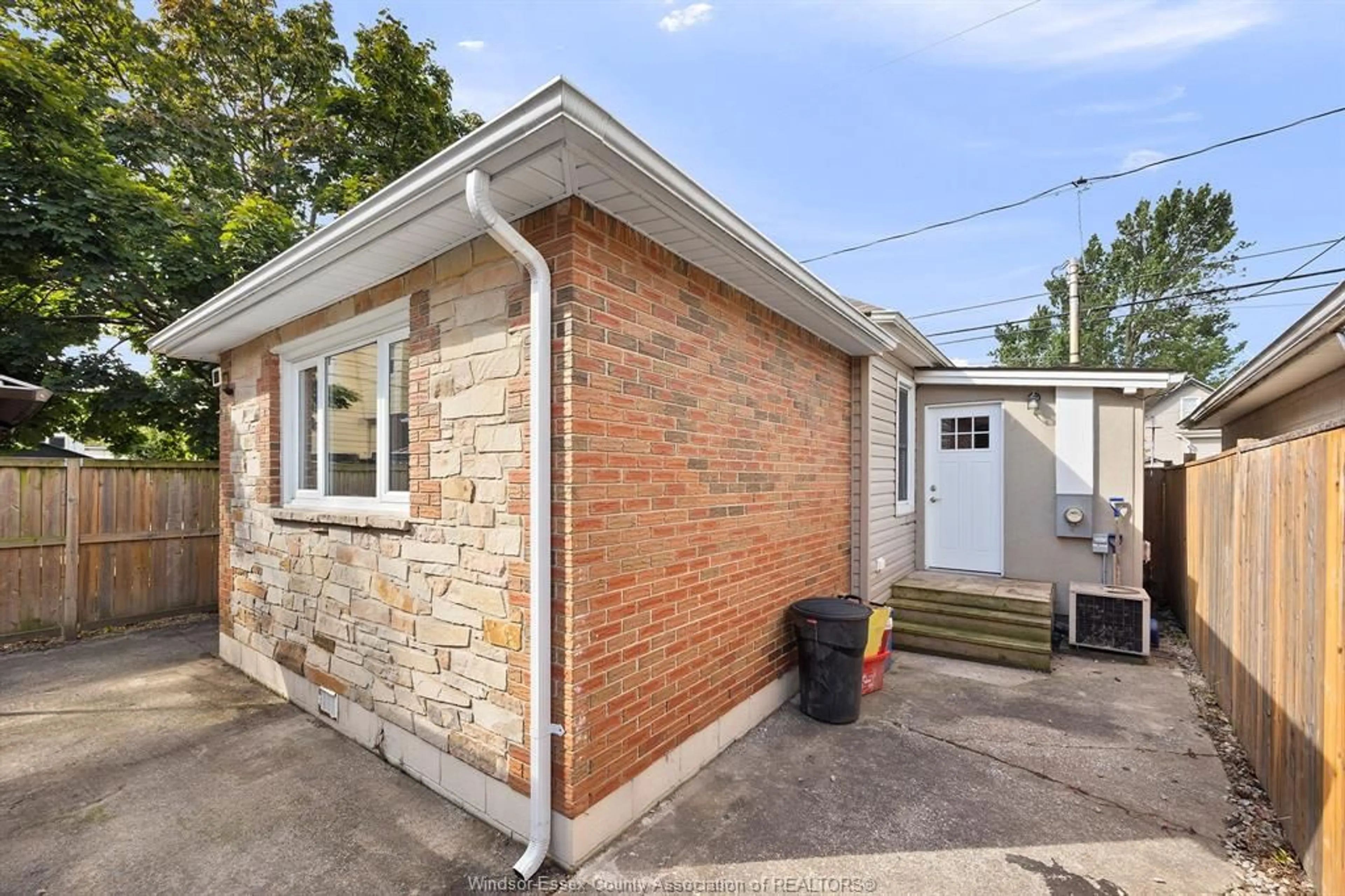 Home with brick exterior material, street for 1555 Gladstone, Windsor Ontario N8X 1Z3