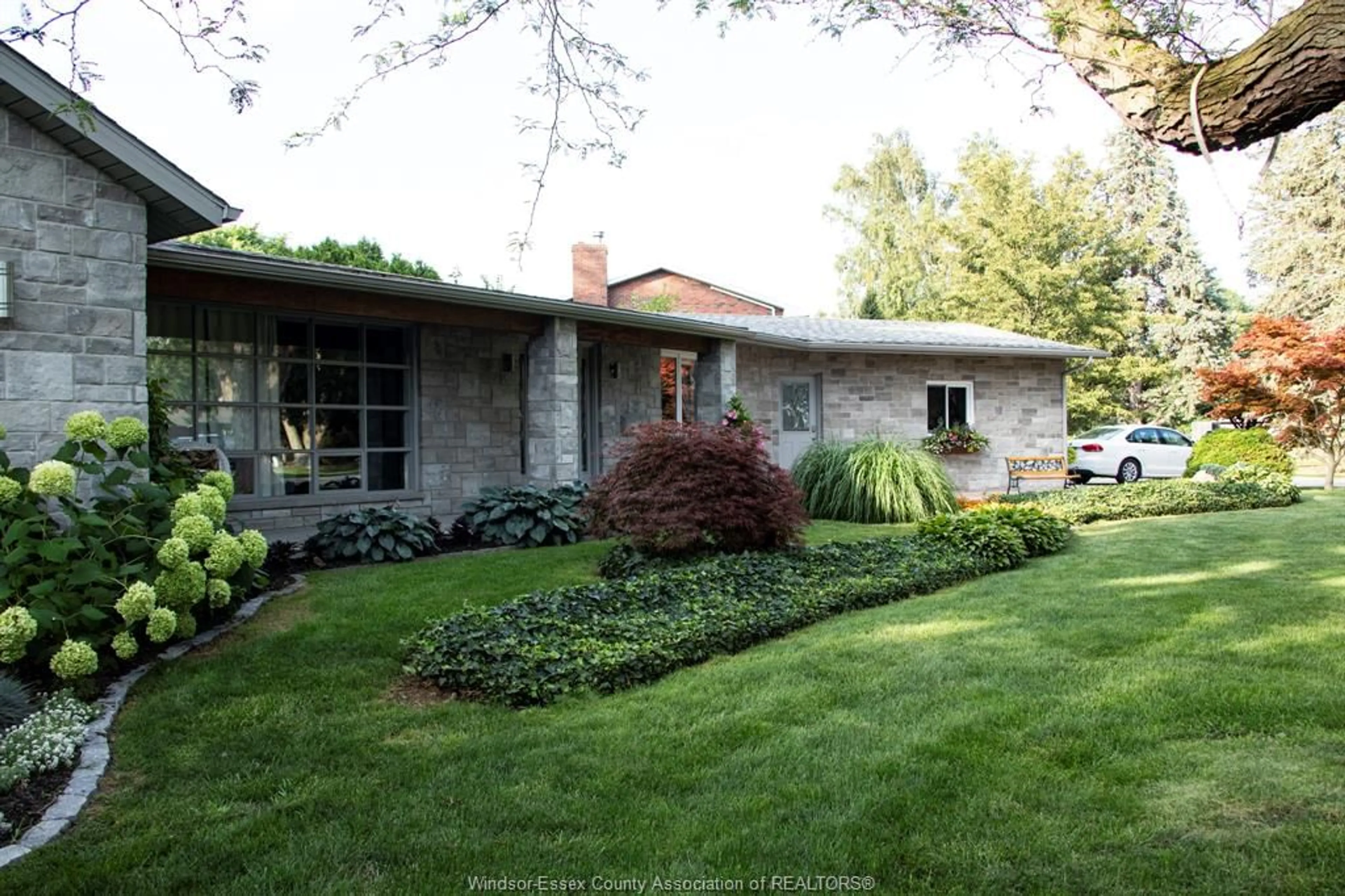 Patio, street for 3068 CENTENNIAL Cres, Kingsville Ontario N8H 4G5