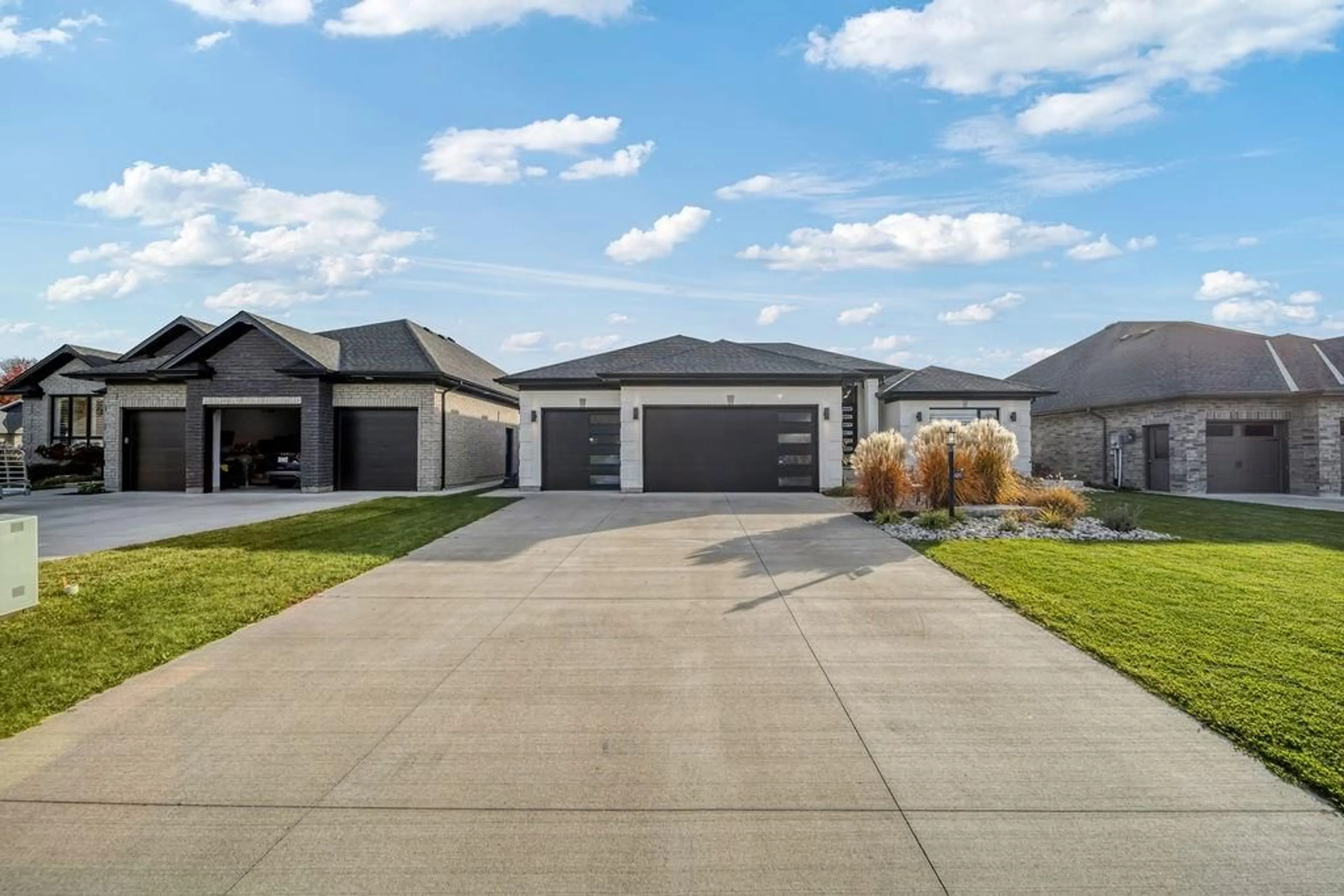 Unknown for 3489 TIMBER Ridge, Plympton-Wyoming Ontario N0N 1E0