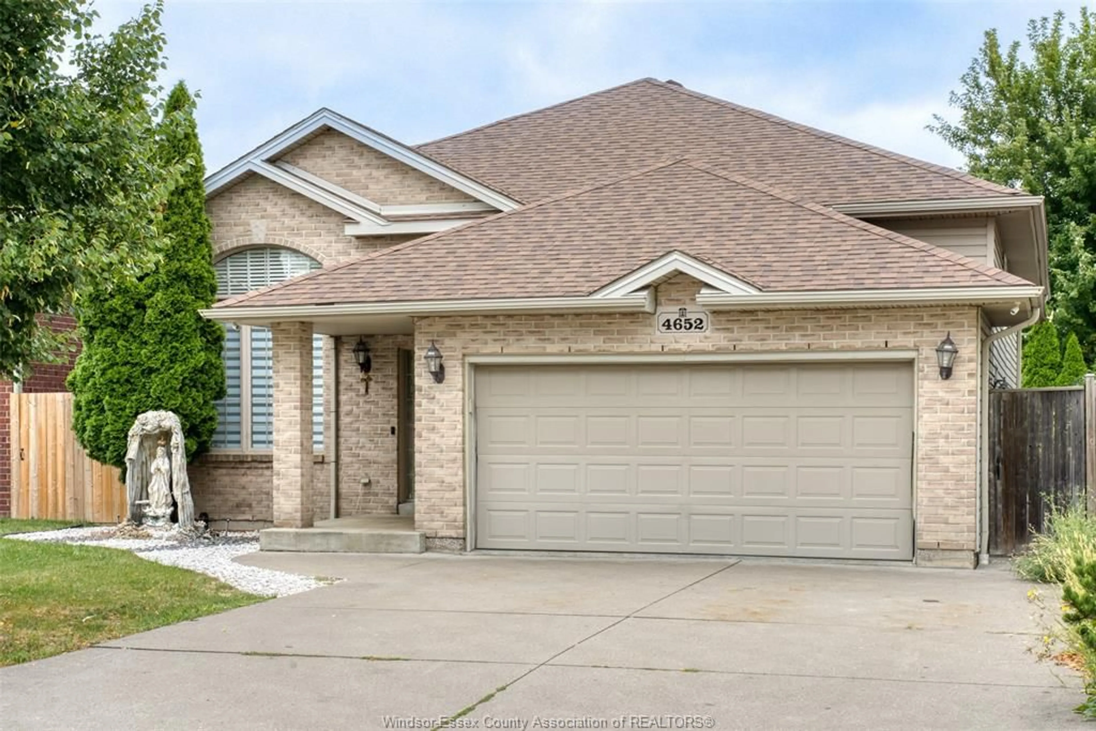 Home with brick exterior material, street for 4652 HELSINKI Cres, Windsor Ontario N9G 3G2