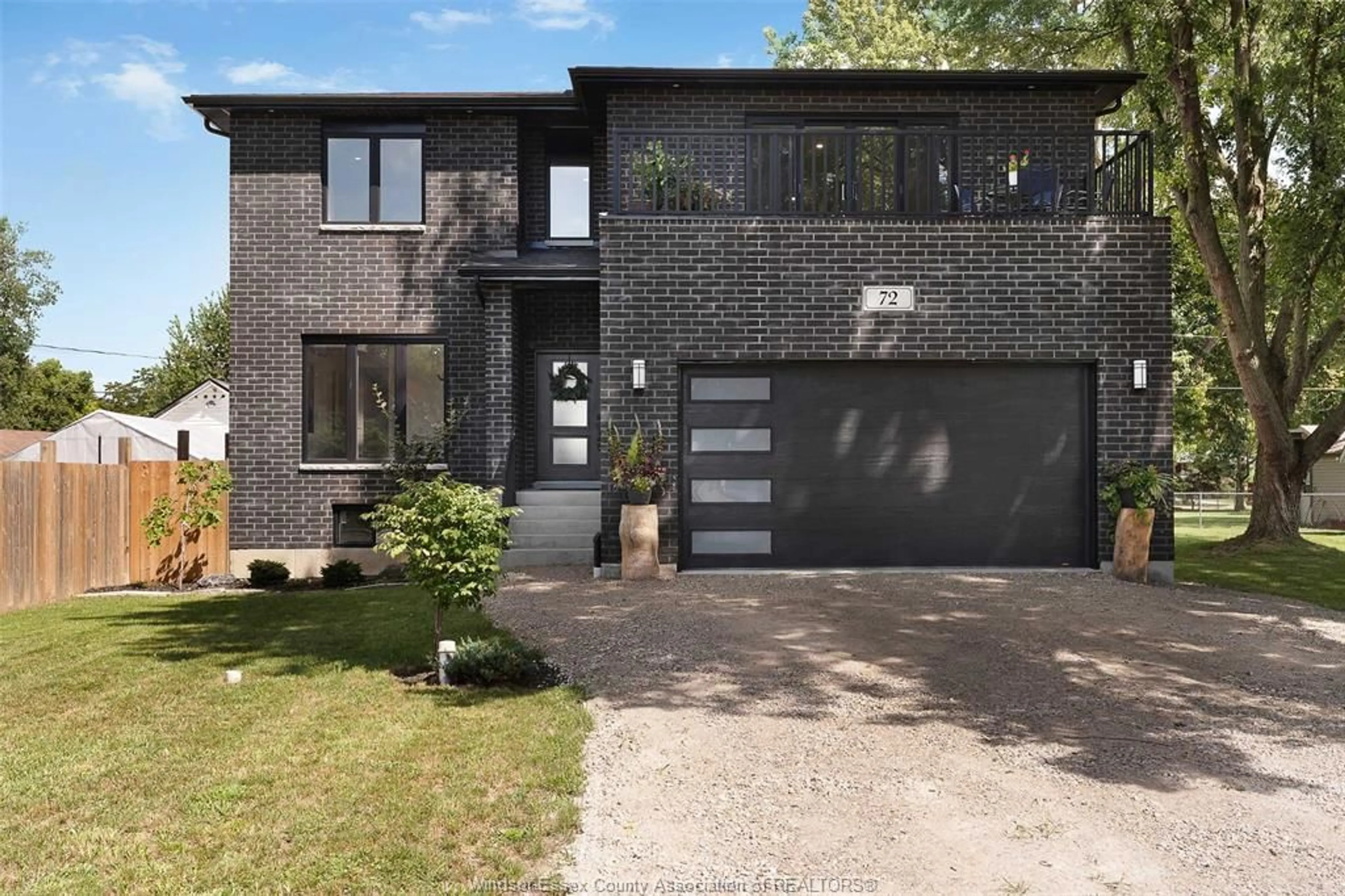 Home with brick exterior material, street for 72 SCOTT Dr, Amherstburg Ontario N9V 1V4