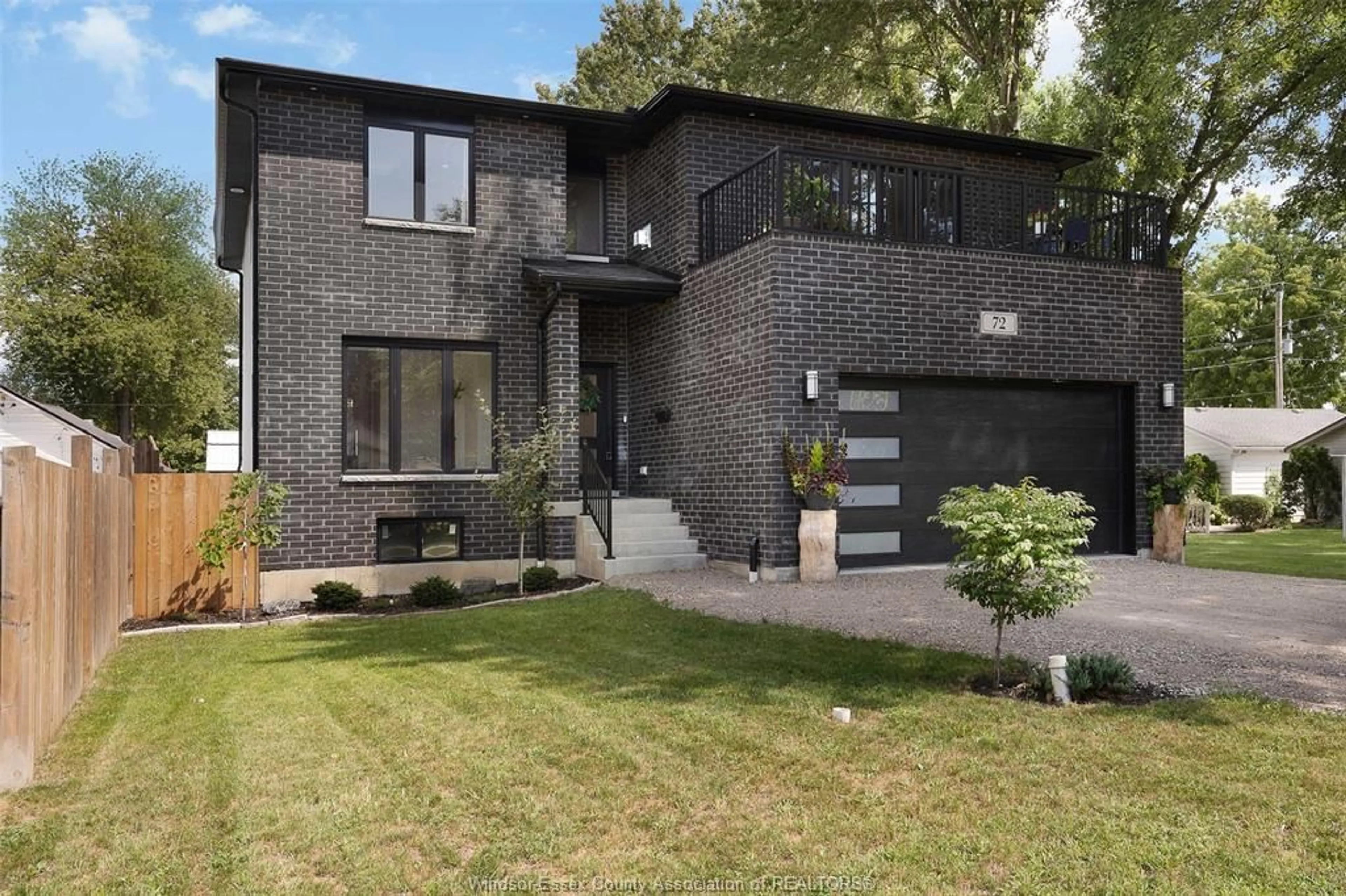 Home with brick exterior material, street for 72 SCOTT Dr, Amherstburg Ontario N9V 1V4