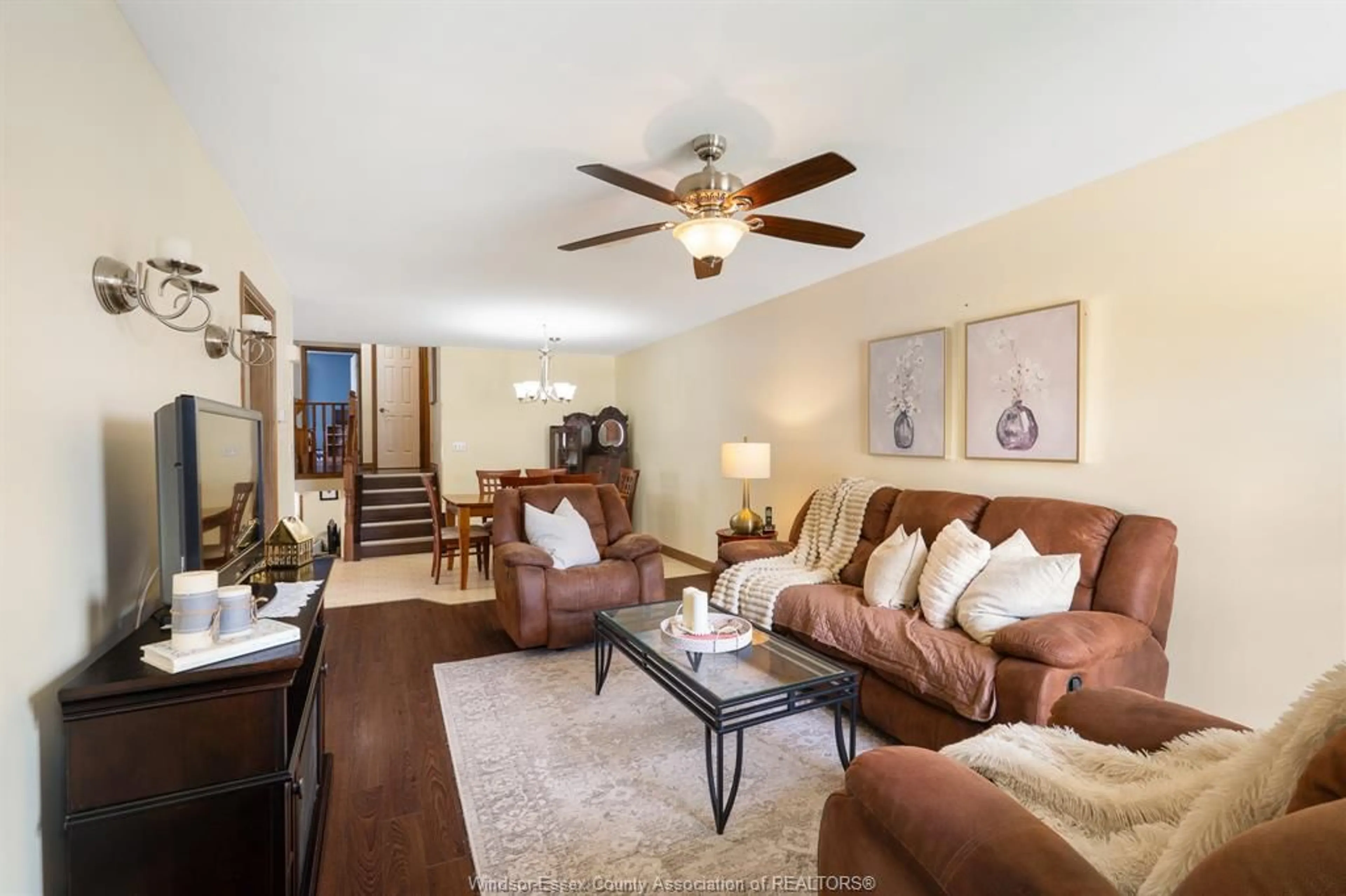 Living room with furniture, unknown for 80 Foundry, Leamington Ontario N8H 1C6