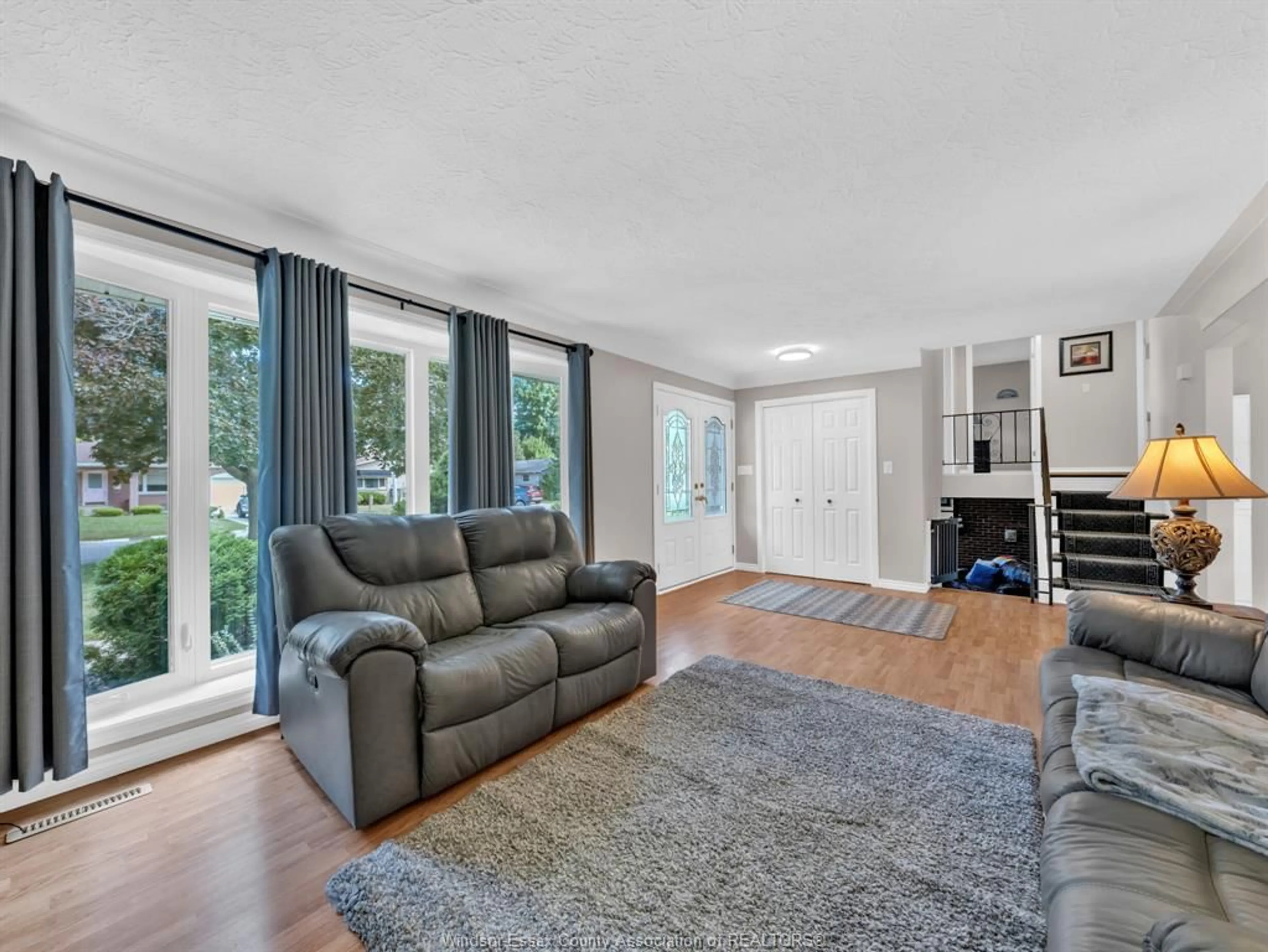 Living room with furniture, unknown for 127 McCallum Dr, Kingsville Ontario N9Y 1G7