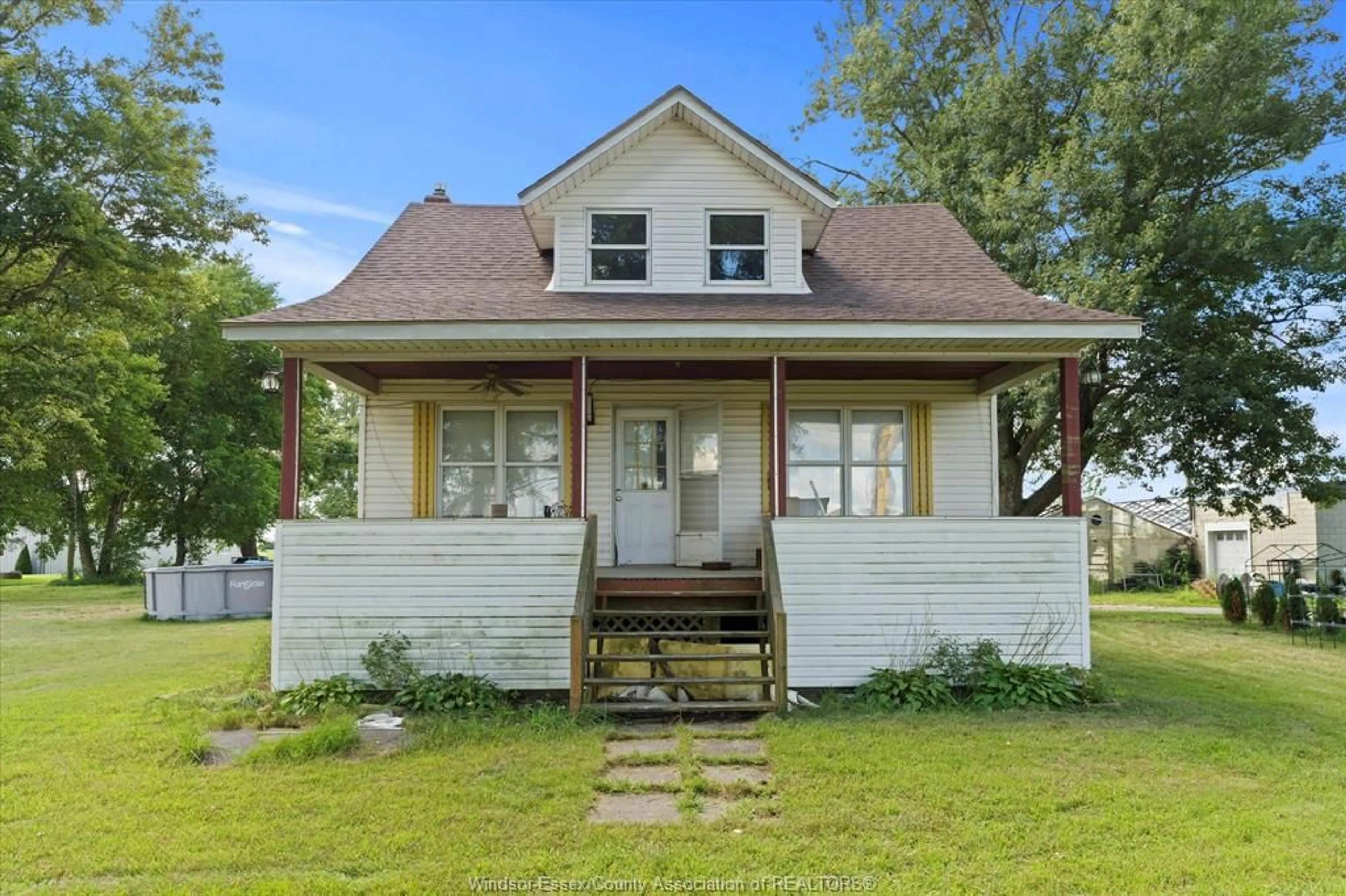 Unknown for 528 MERSEA ROAD 8, Leamington Ontario N8H 3V8
