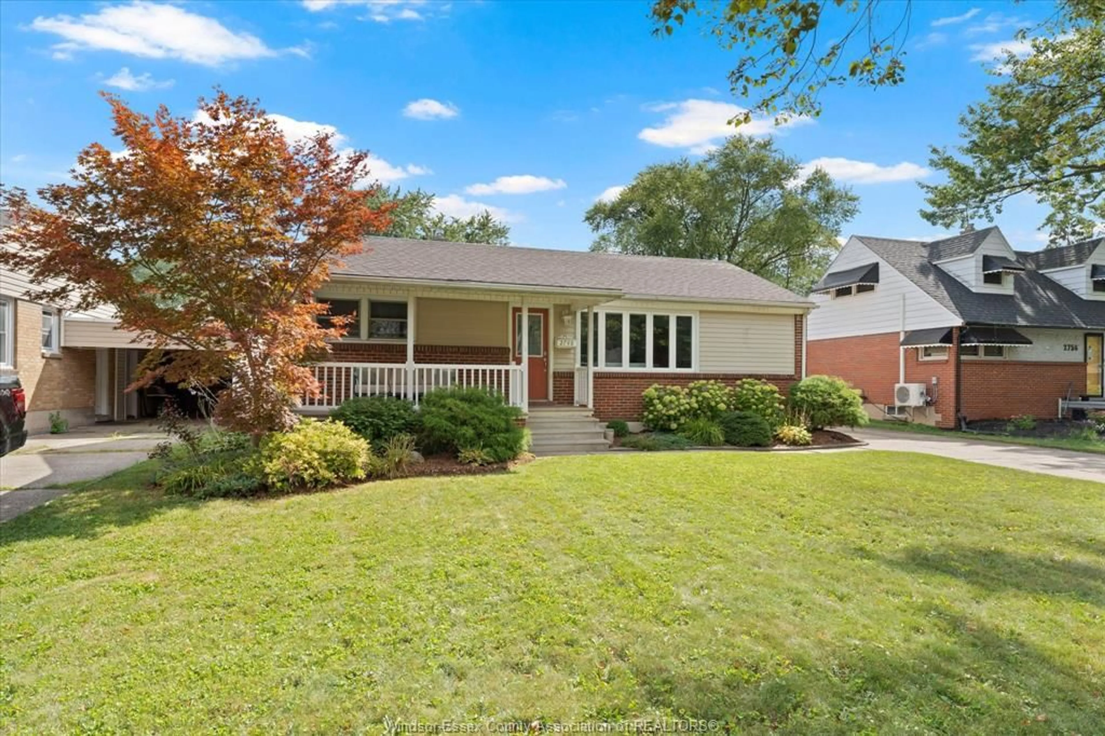 Home with vinyl exterior material, street for 2748 DANDURAND, Windsor Ontario N9E 2E3