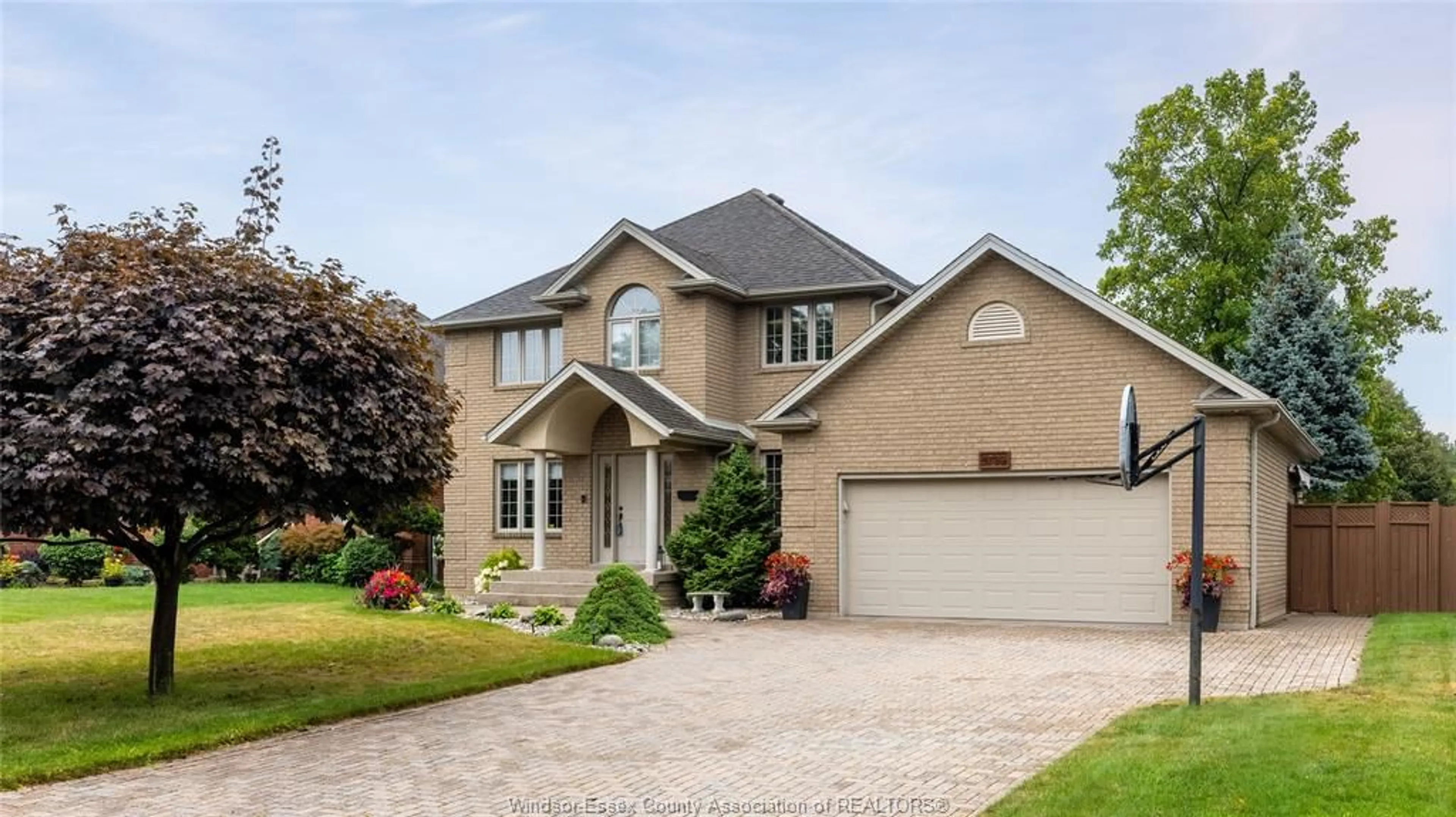 Home with brick exterior material, street for 2769 LOMBARDY Cres, LaSalle Ontario N9H 2L8