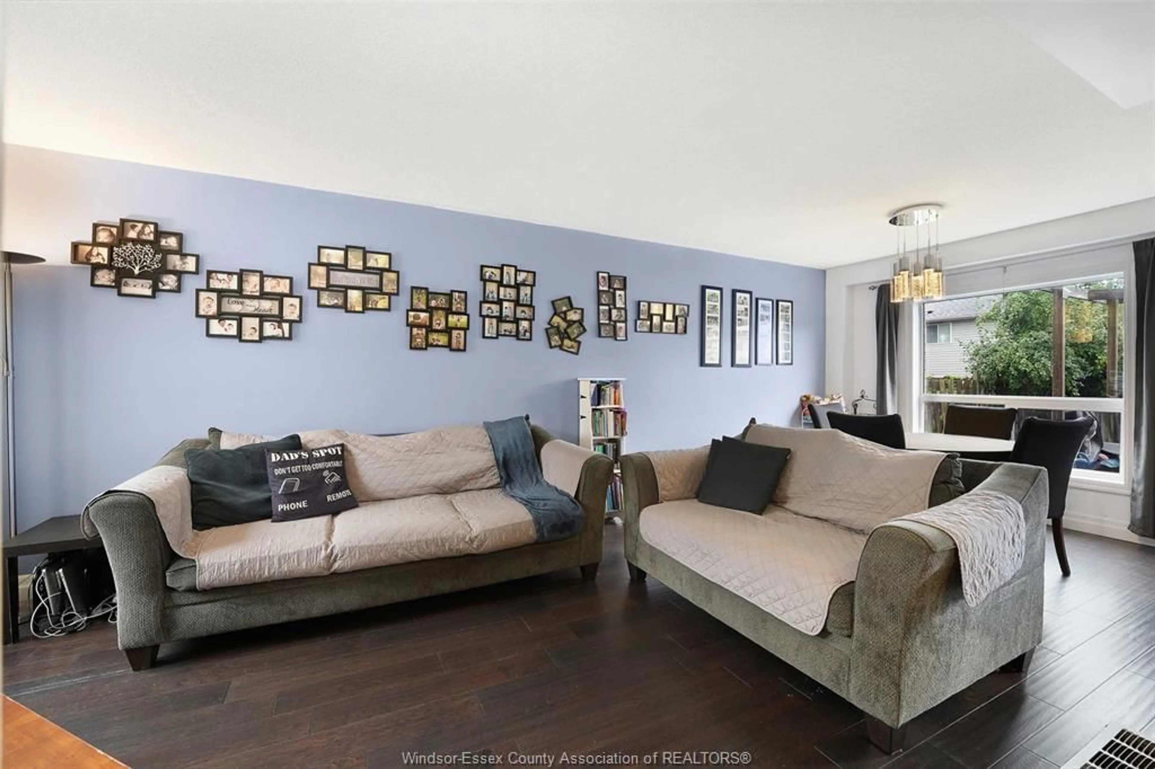 Living room with furniture, unknown for 998 PEACH BLOSSOM, Windsor Ontario N9G 2S2