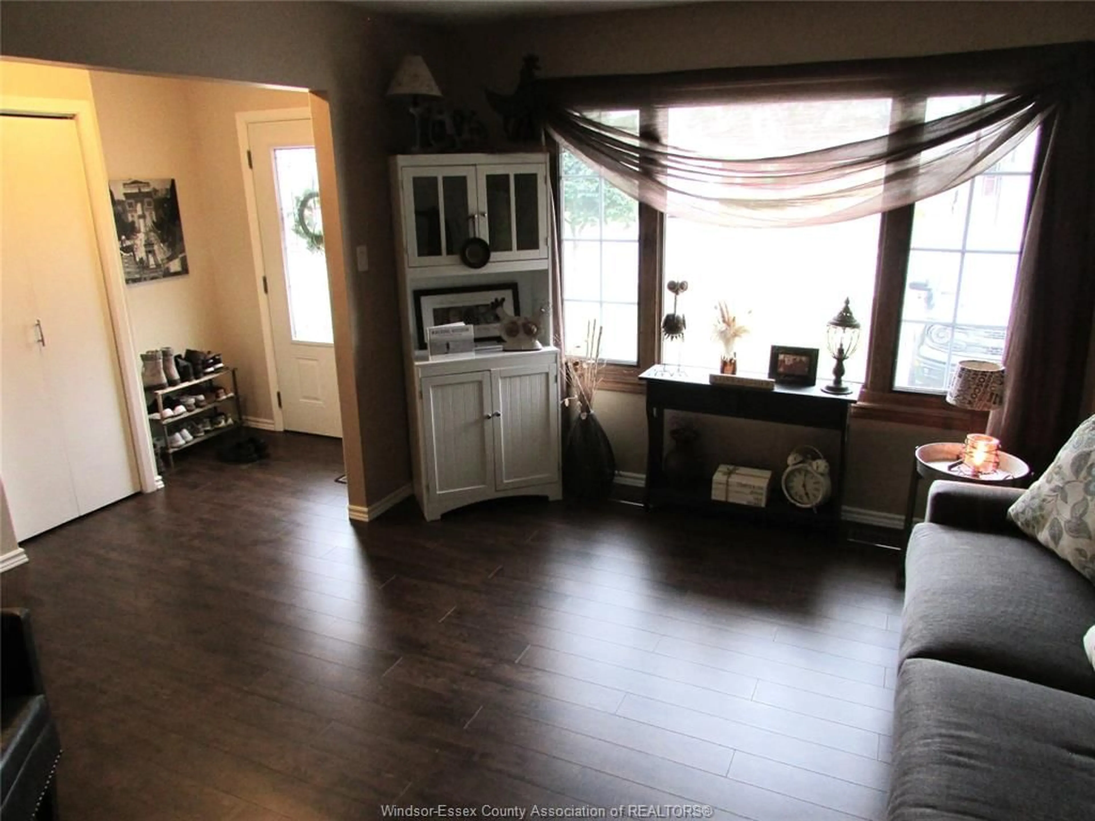 Unknown for 127 Danforth Ave, Leamington Ontario N8H 2R1