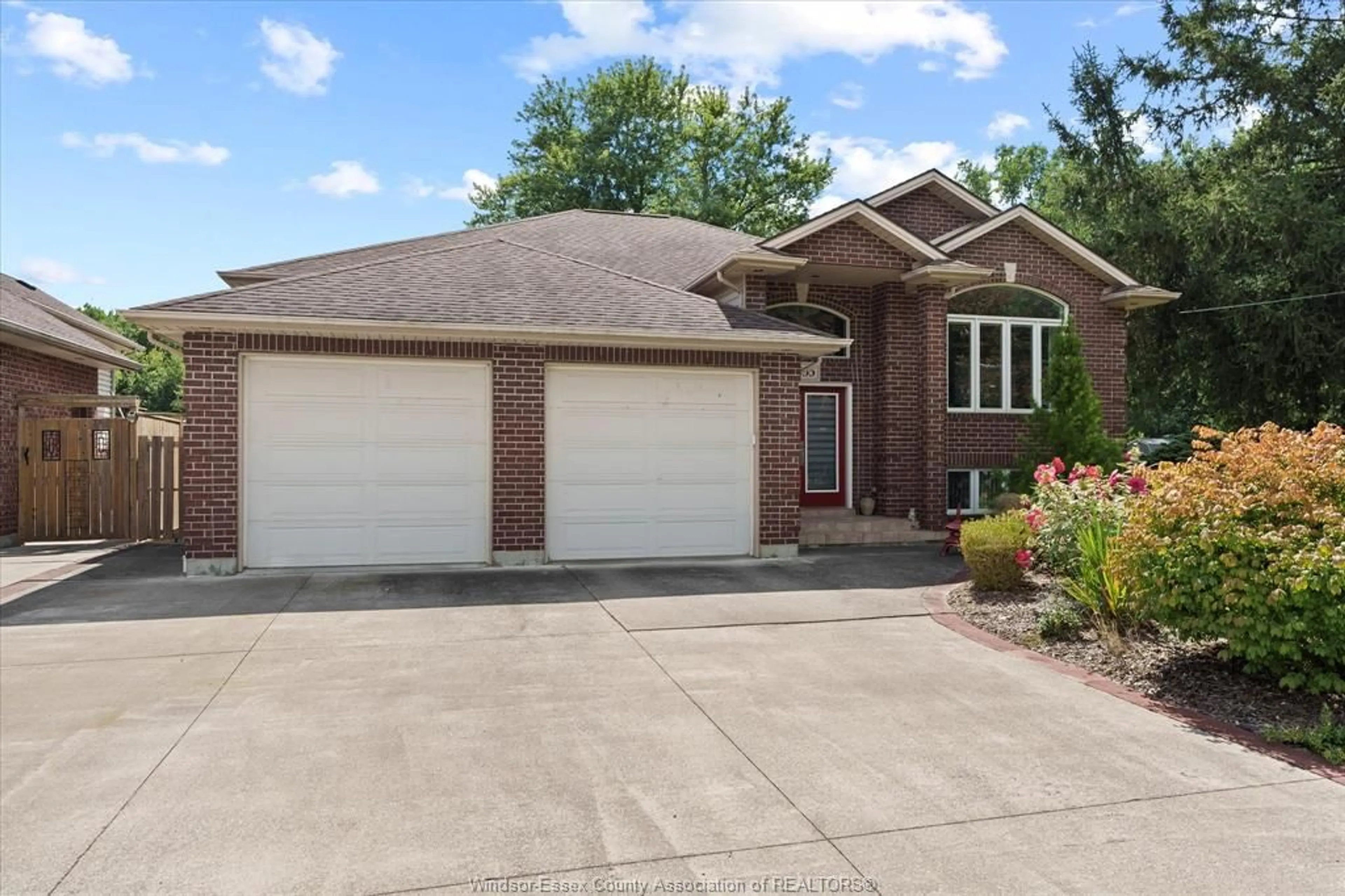Home with brick exterior material, street for 1655 BOUFFARD, LaSalle Ontario N9J 1H1