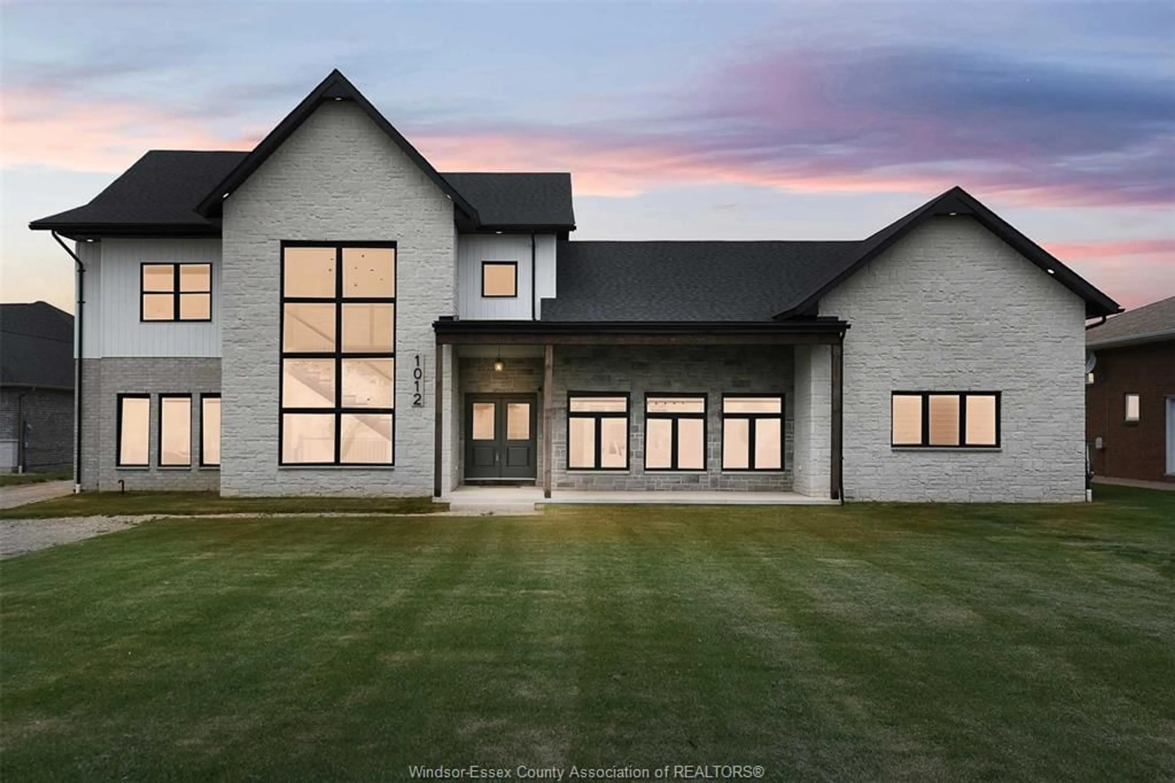 Home with brick exterior material, unknown for 1012 Concession Rd 2 N, Amherstburg Ontario N0R 1J0